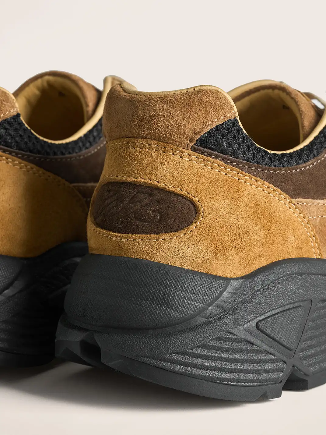 PIPG | Retro Distressed Dad Shoes
