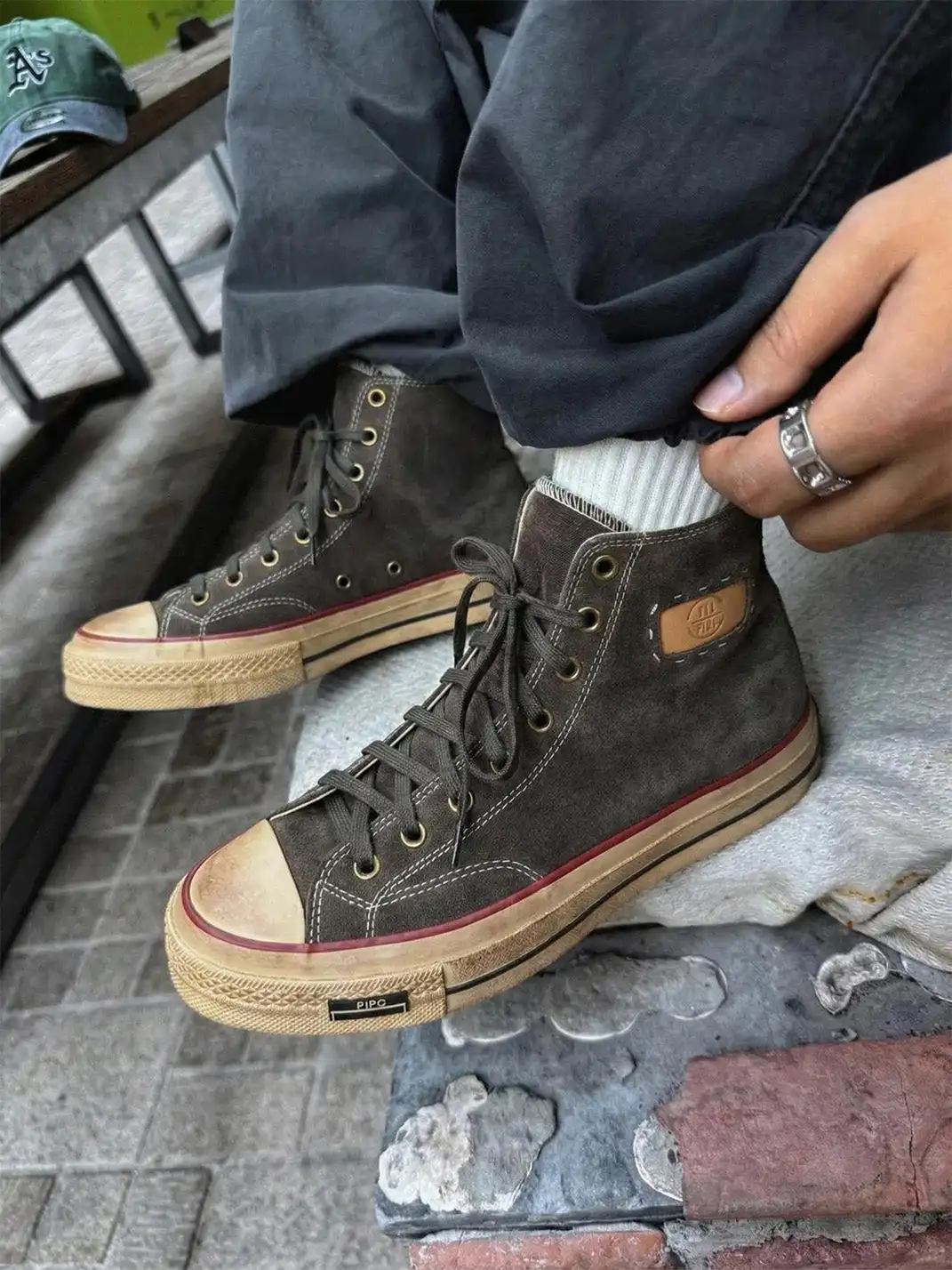 PIPG | Mid-to-High Top Canvas Shoes Made of Cow Suede