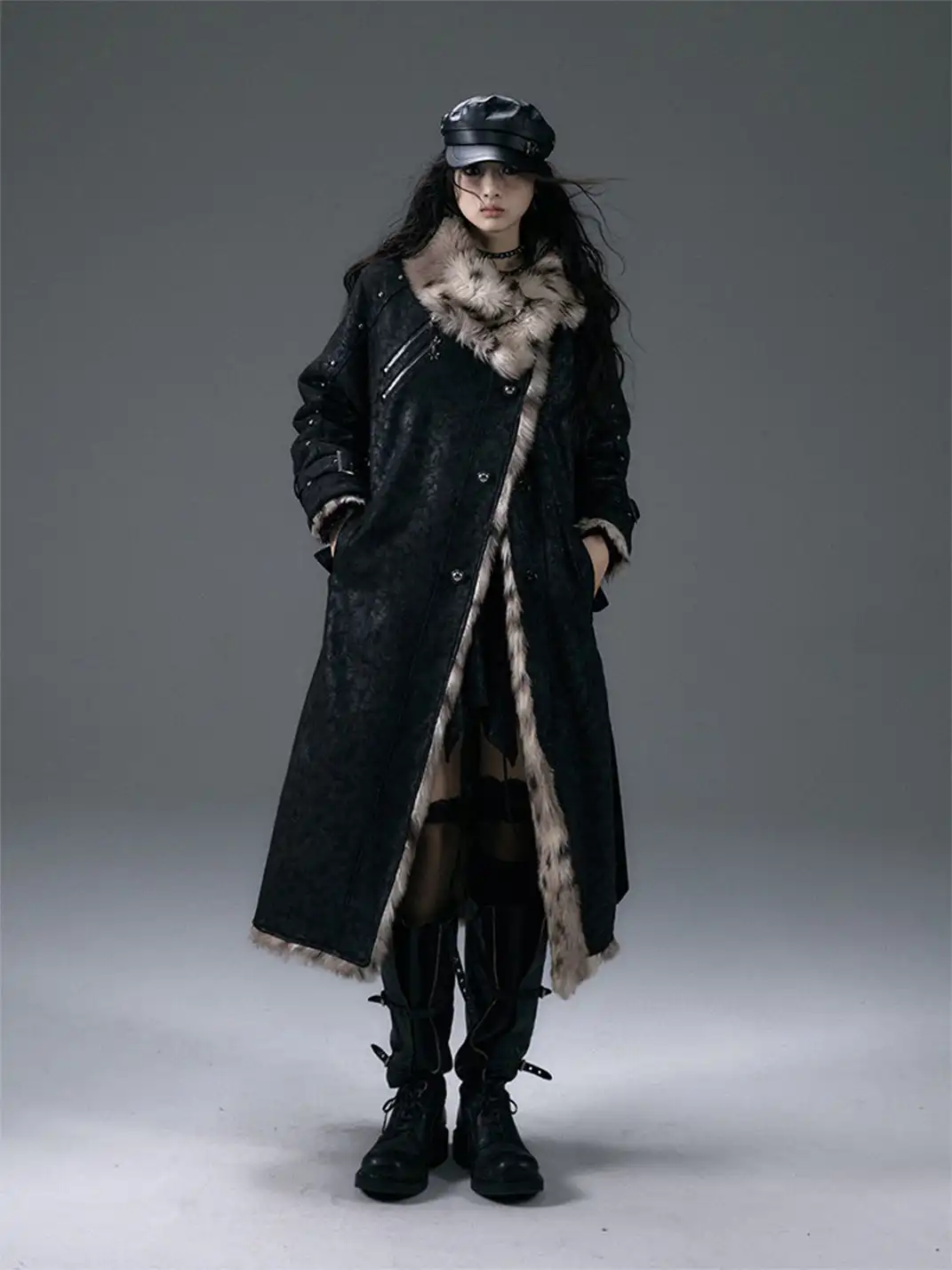 NO ROMANCE | Suede Leopard Print Reversible Coat