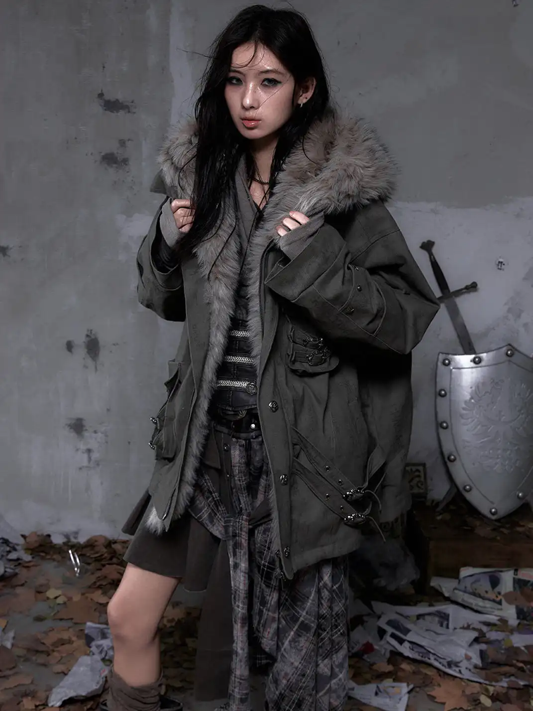NO ROMANCE | Distressed 3D Pocket and Fur Collar Cotton Coat