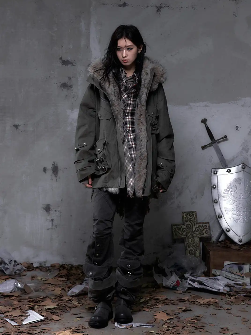 NO ROMANCE | Distressed 3D Pocket and Fur Collar Cotton Coat