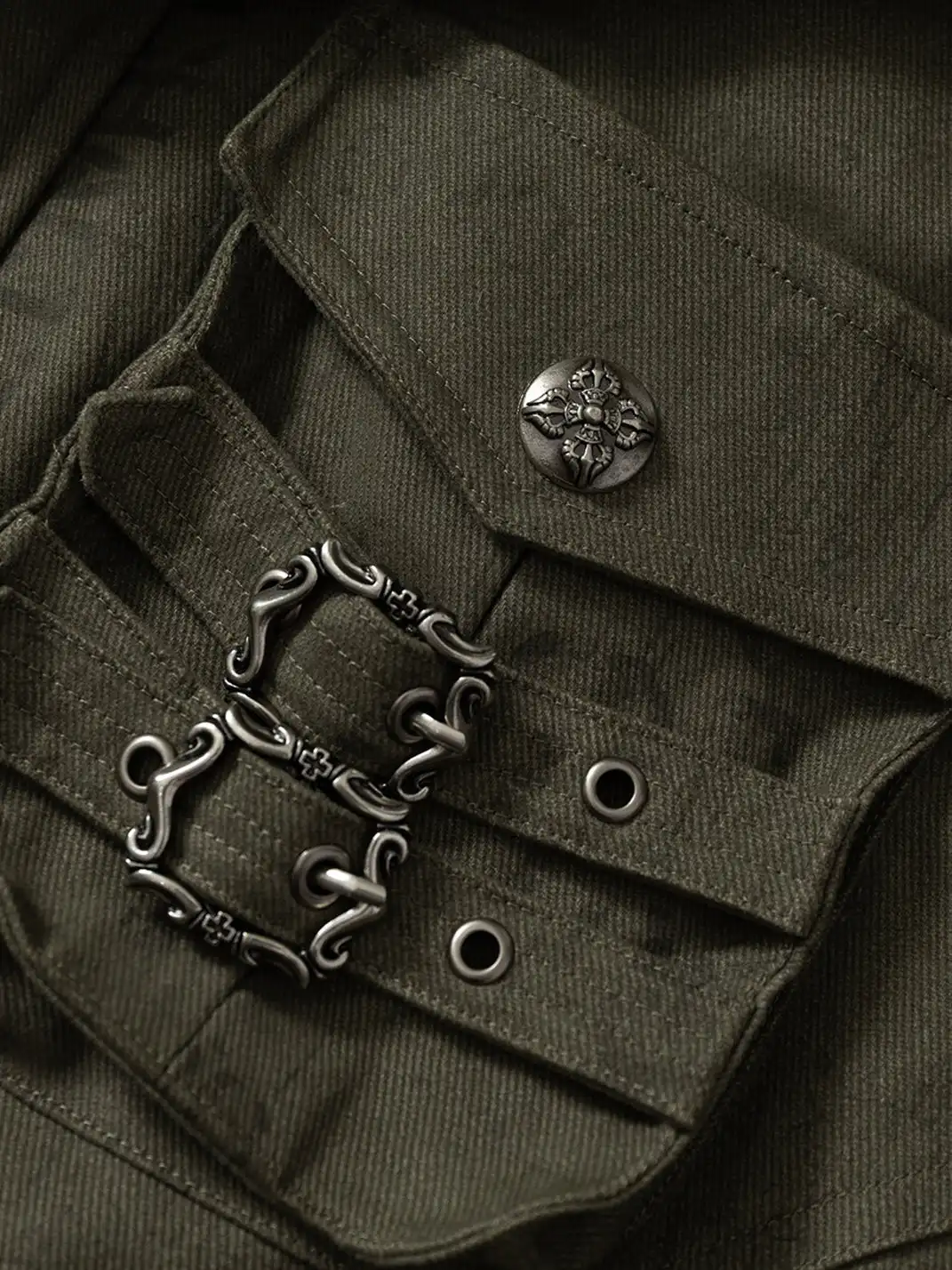 NO ROMANCE | Distressed 3D Pocket and Fur Collar Cotton Coat