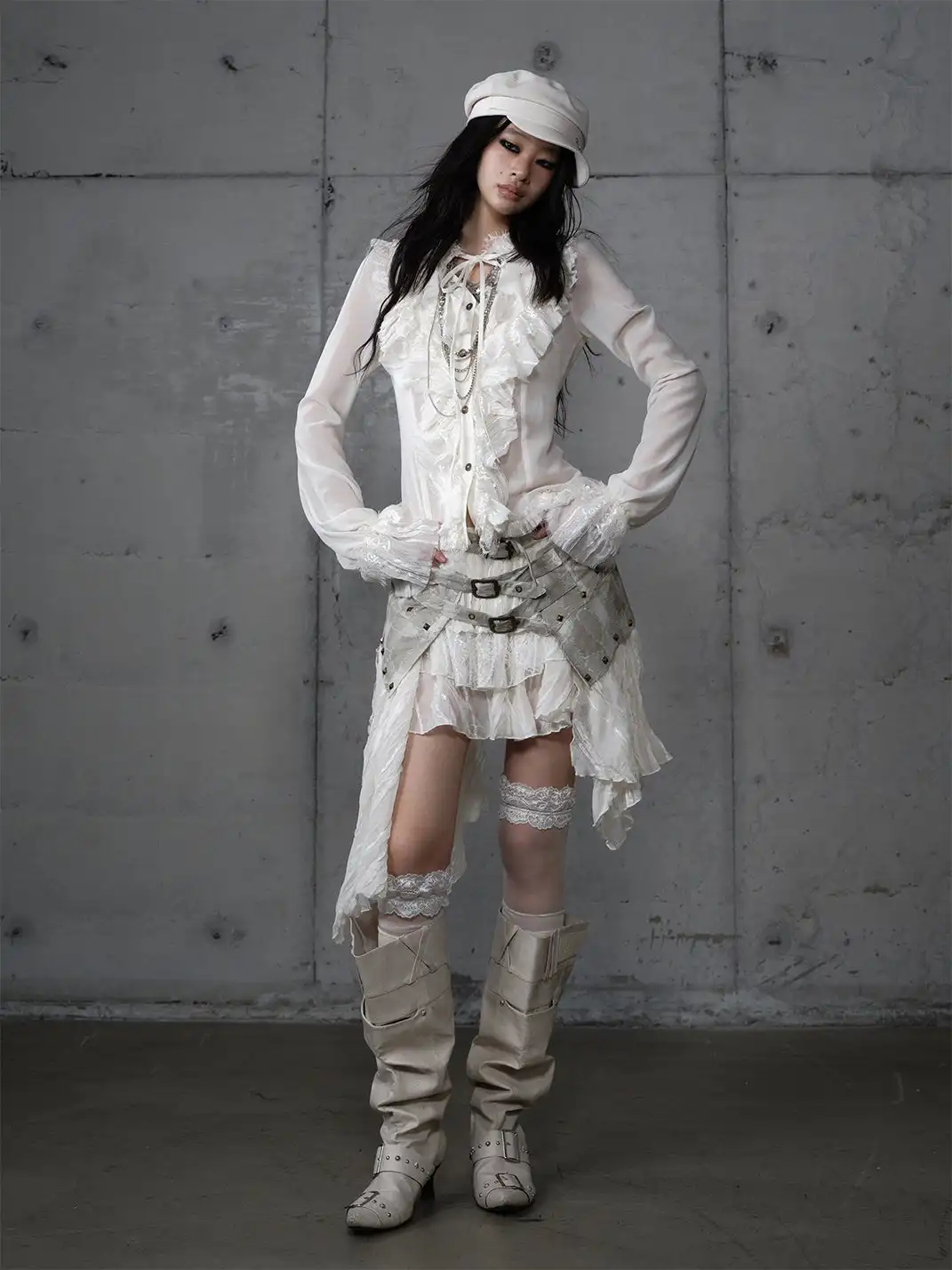 NO ROMANCE | Retro Court-Style Ruffled Lace Shirt