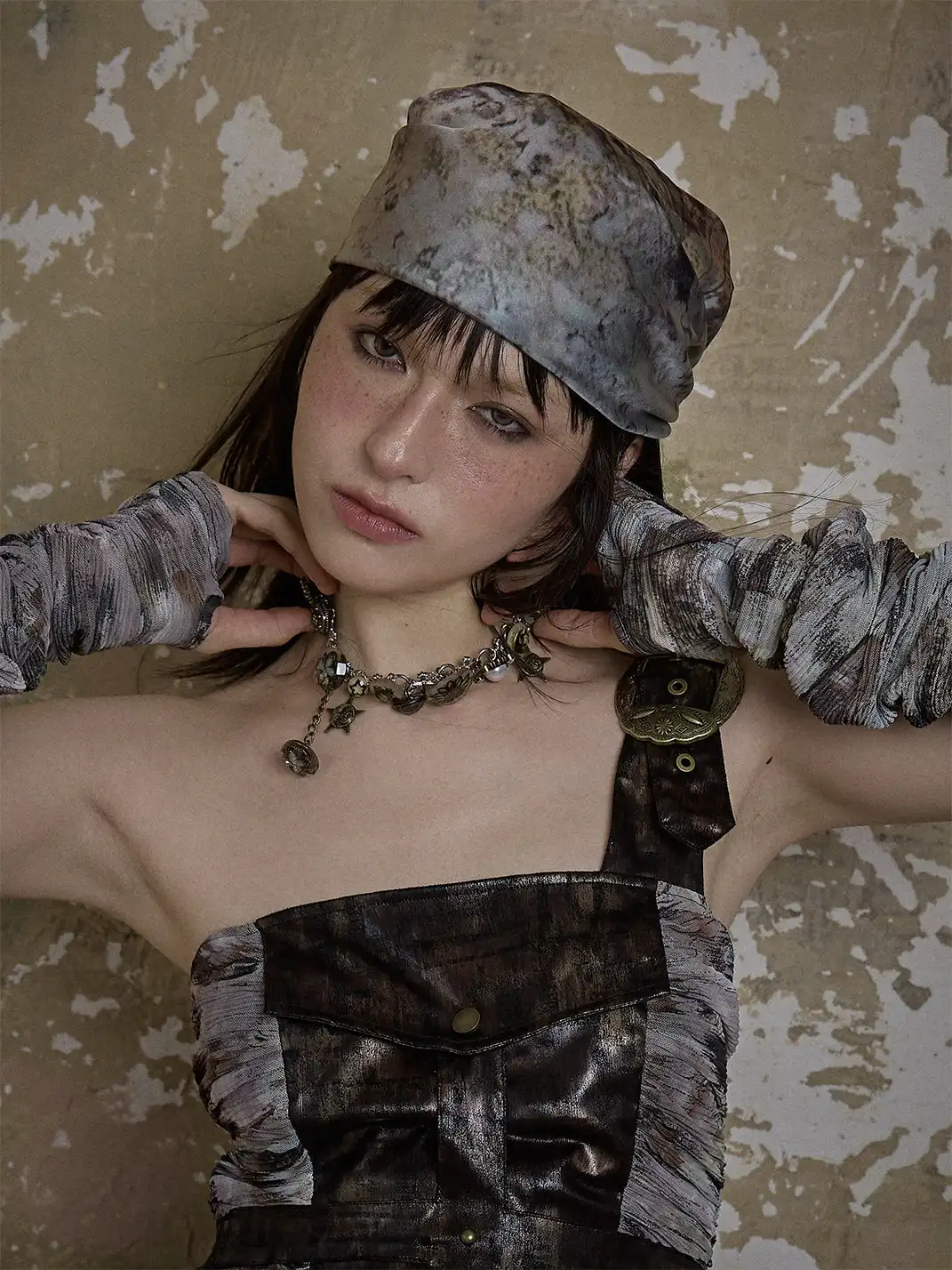 NO ROMANCE | Button Necklace With Five-Pointed Star Collarbone Chain