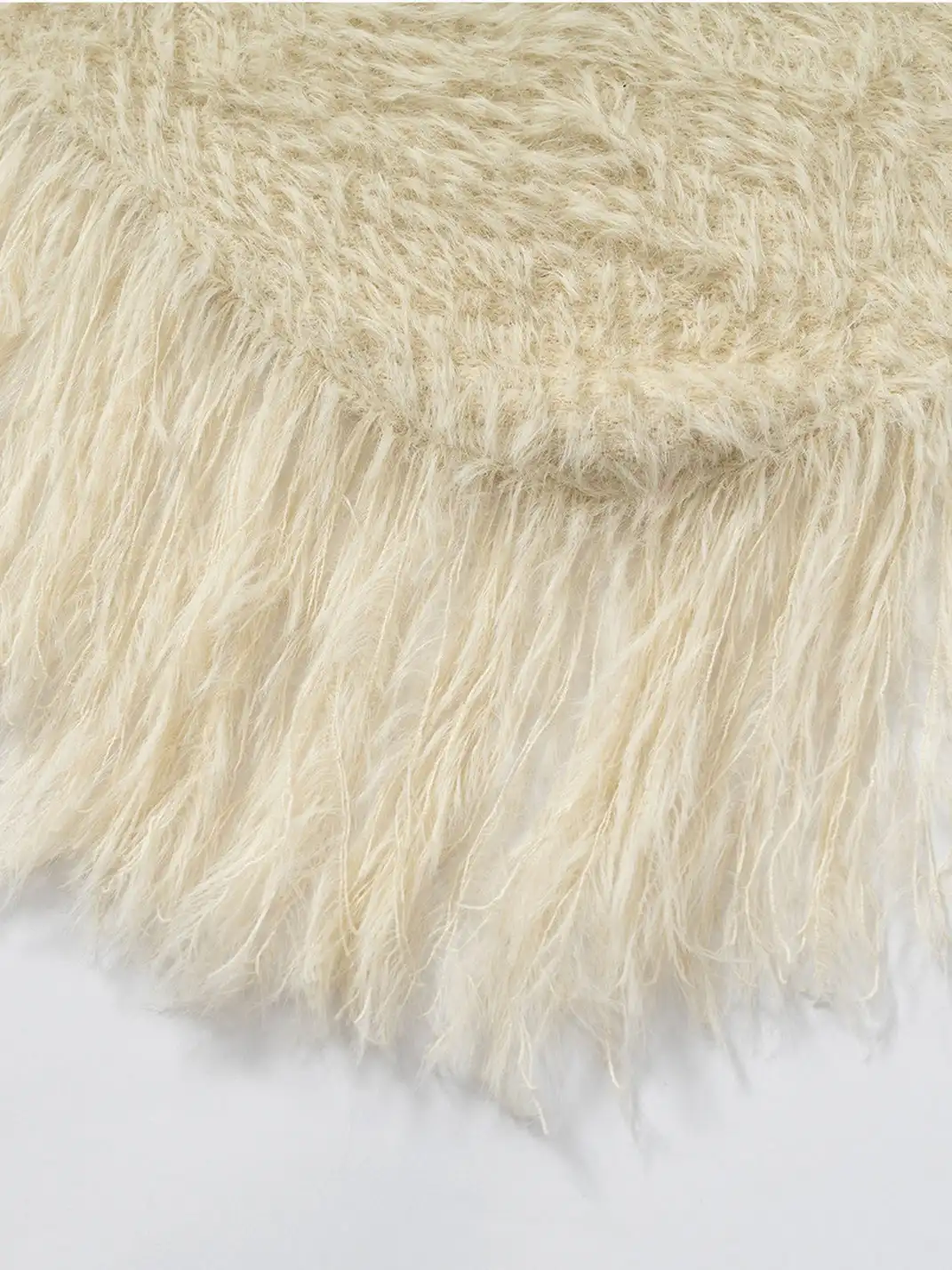 NO ROMANCE | Warmness Triangle Scarf Shawl