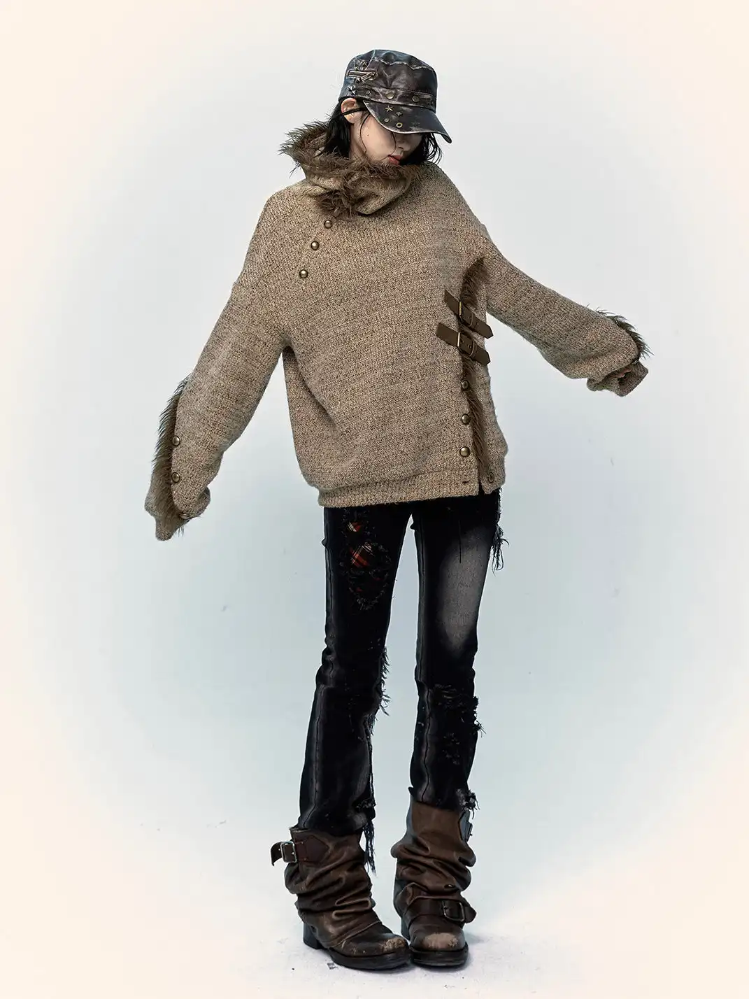 NO ROMANCE | Raw Edge Loose Knit Sweater