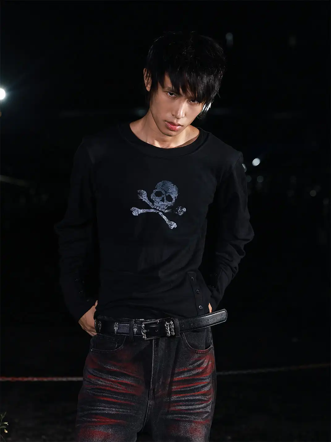 DETW | Skull-Shaped Scimitar Pleated Long Sleeves