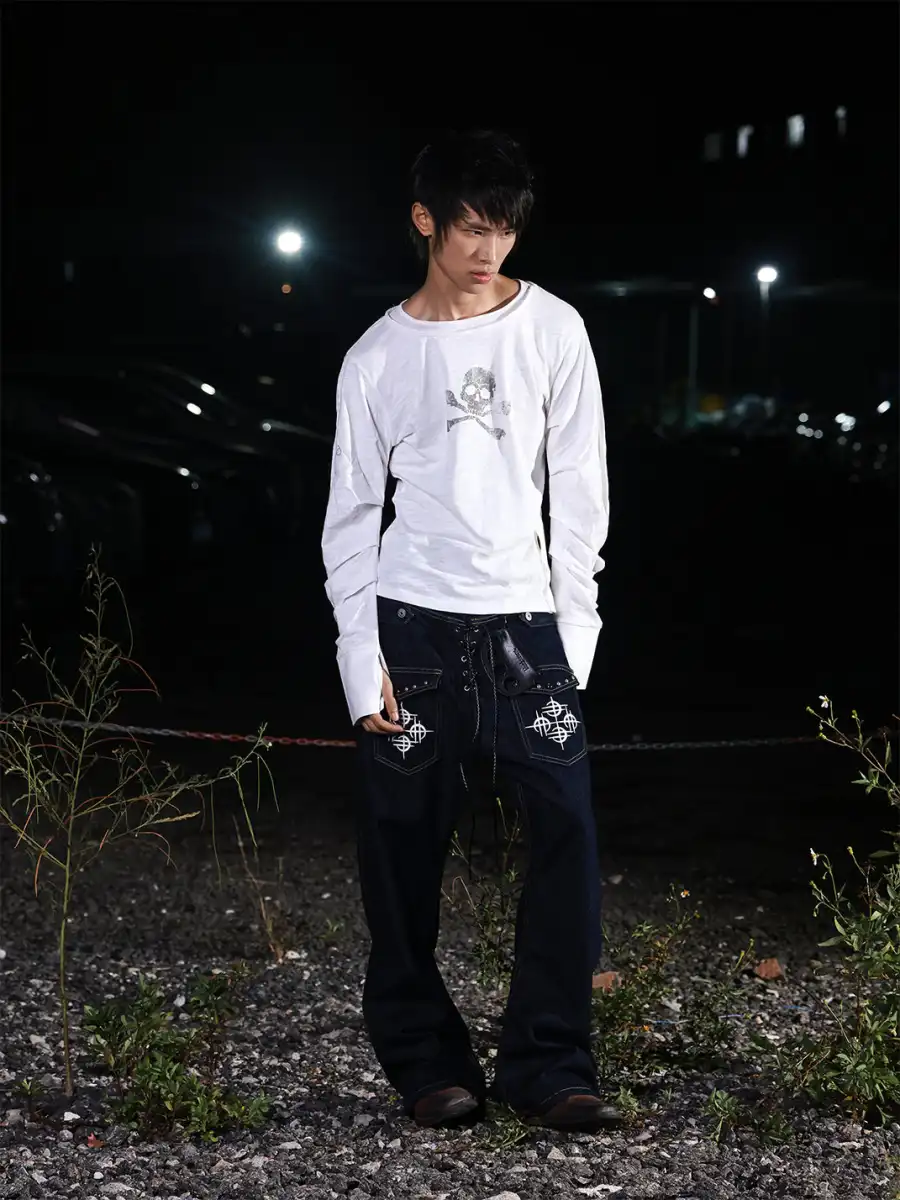 DETW | Skull-Shaped Scimitar Pleated Long Sleeves - 2