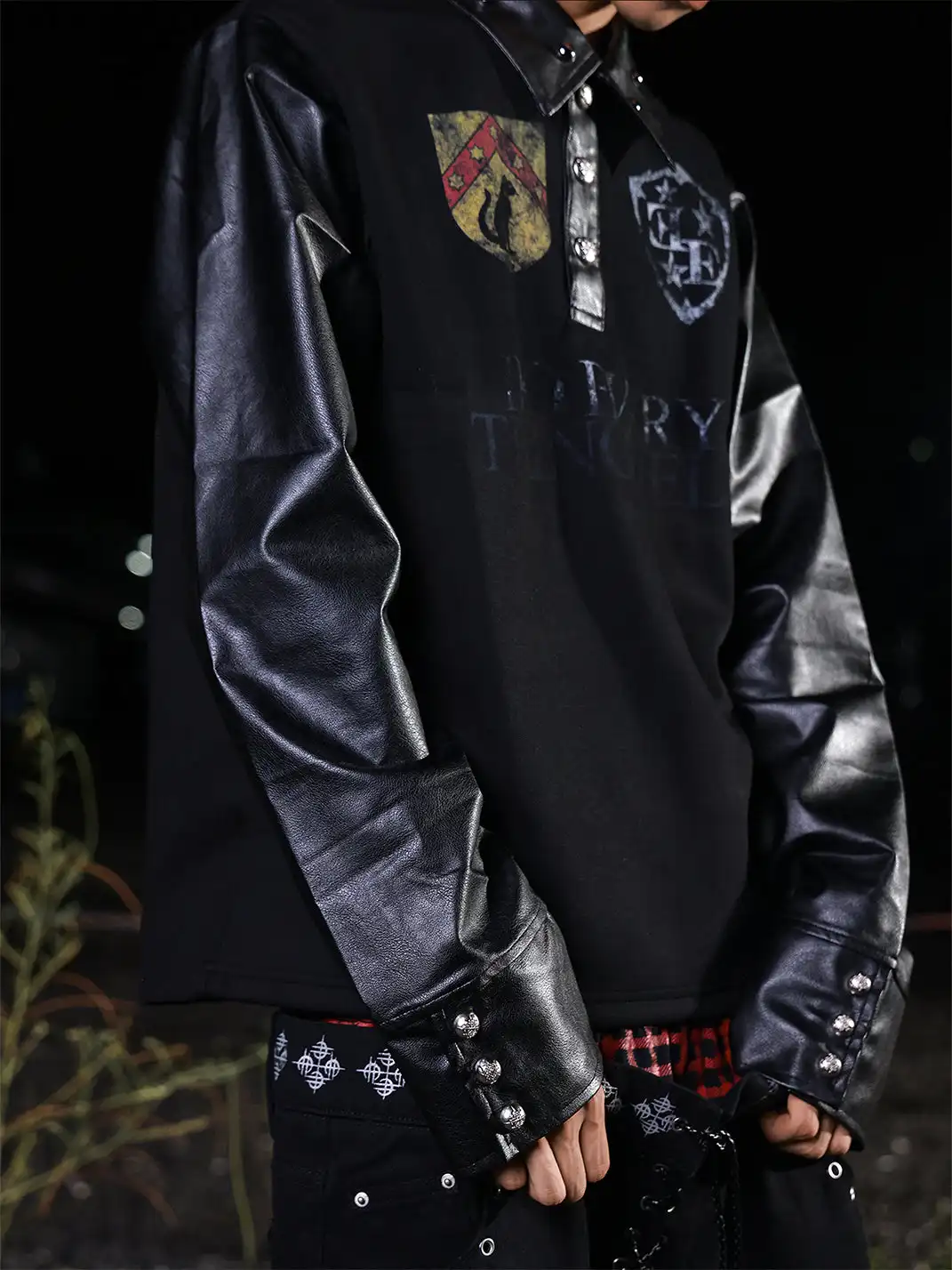 DETW | "Red Star Badge" Punk Studded Collar Long Sleeve