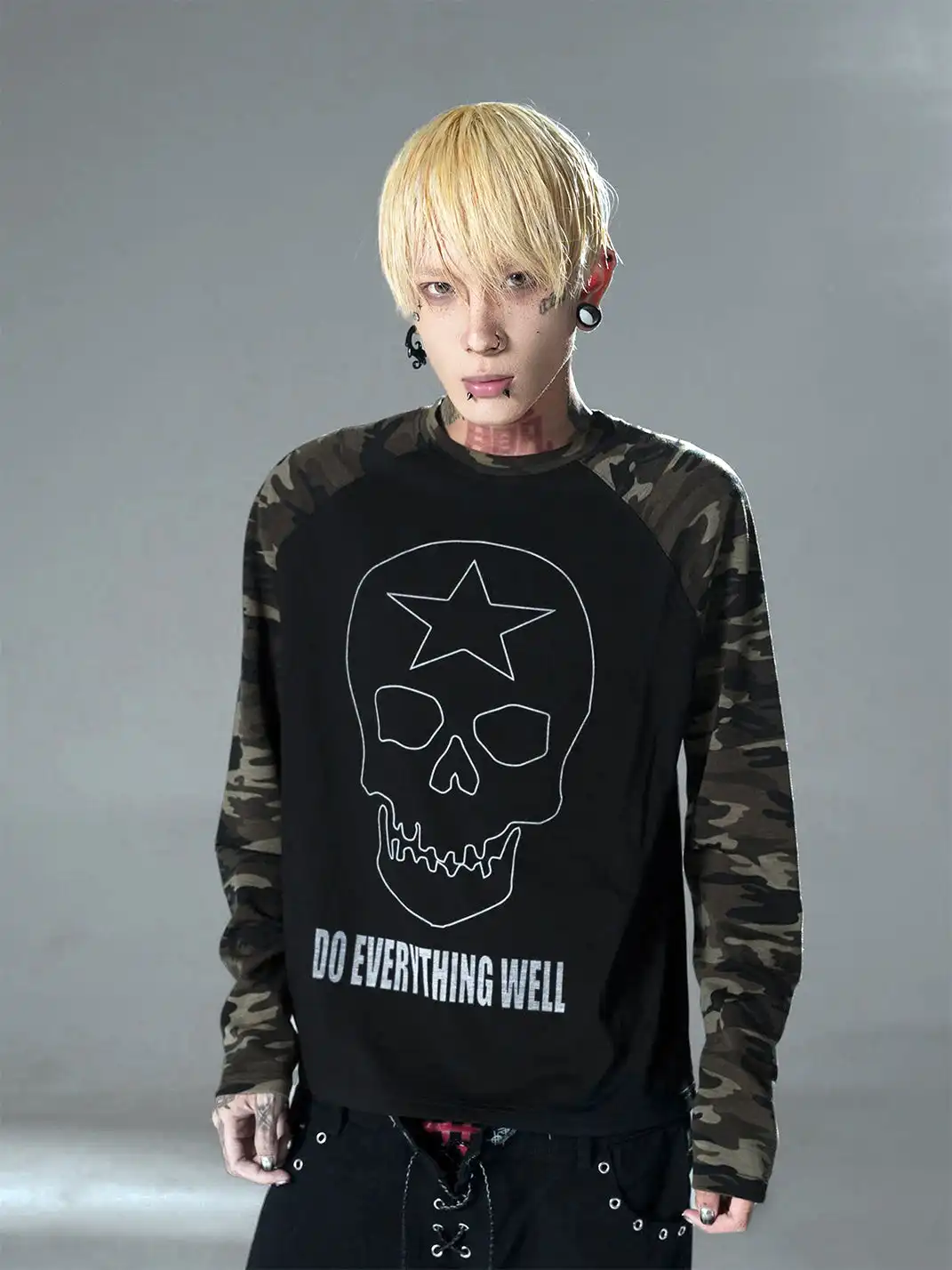 DETW | Skull Camouflage Long-Sleeved Top