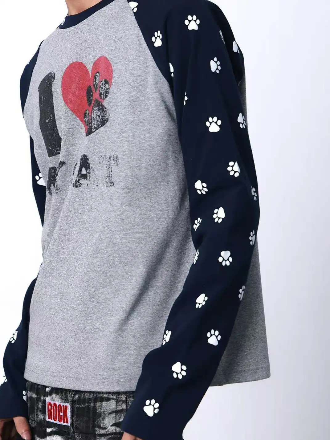 DETW | "I LOVE MY CAT" Printed Raglan Sleeve Tee