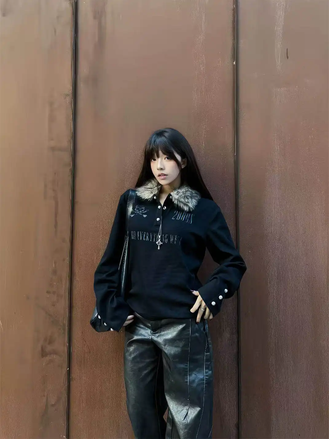 DETW | Fur-Collar Long-Sleeved Polo Shirt