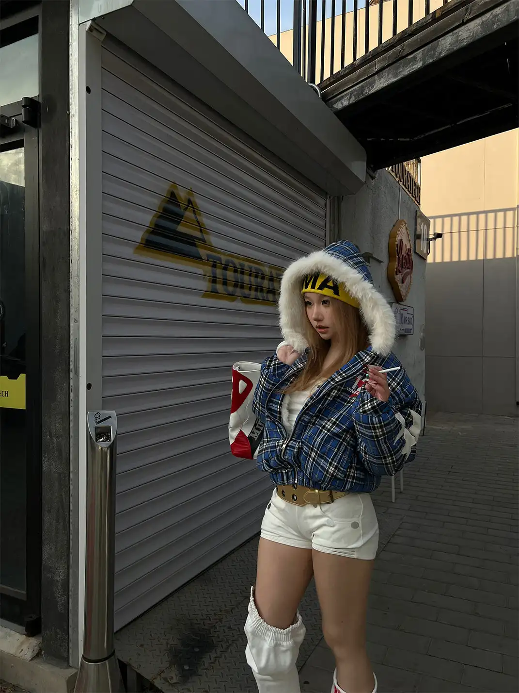 DETW | Blue Plaid Fox Fur Zip-Up Jacket