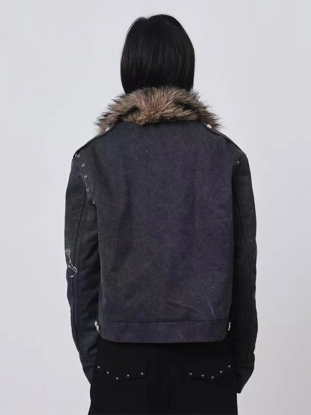 DETW | Mountain-Carving Studded Diagonal Zipper Jacket