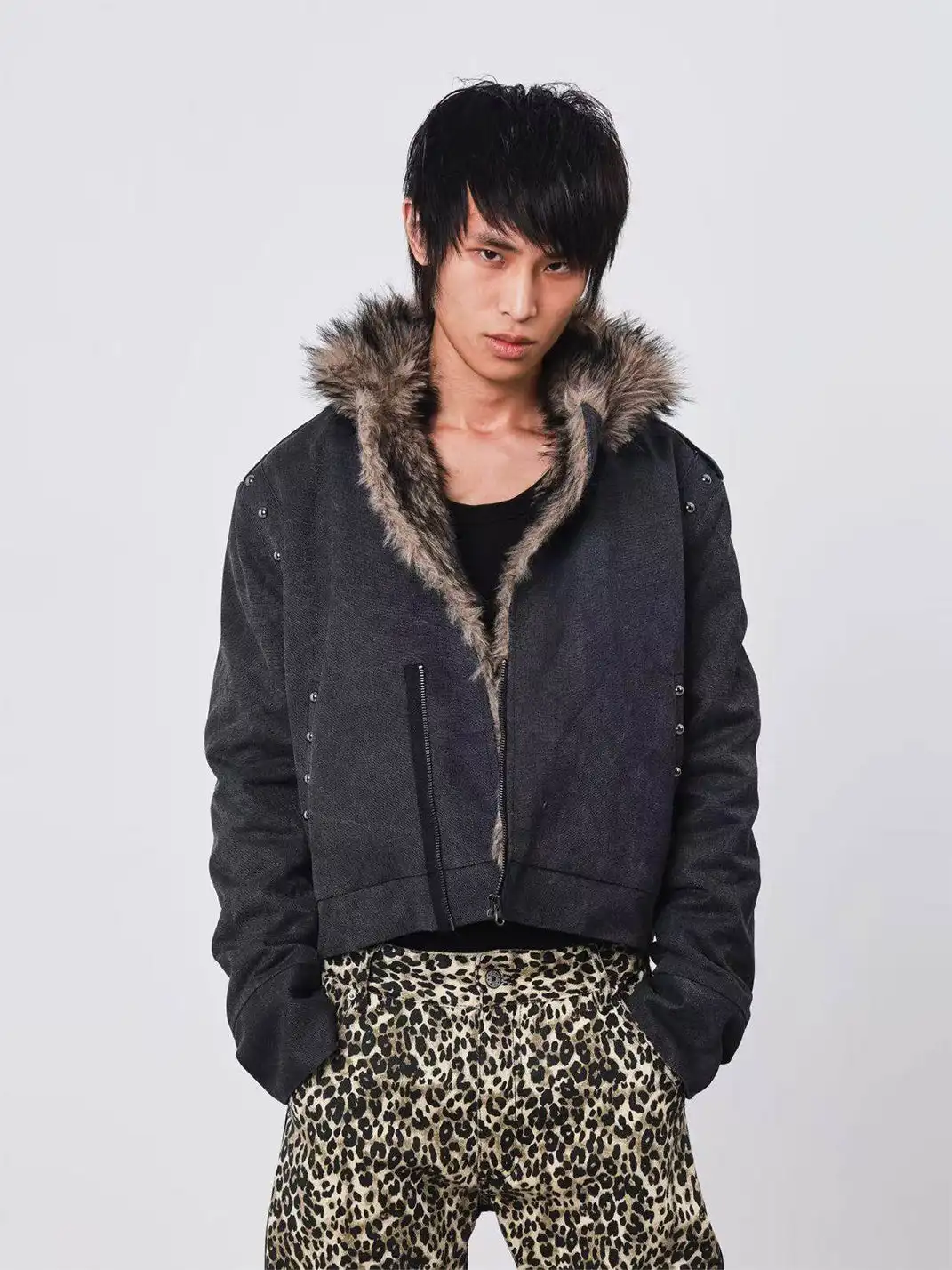 DETW | Mountain-Carving Studded Diagonal Zipper Jacket