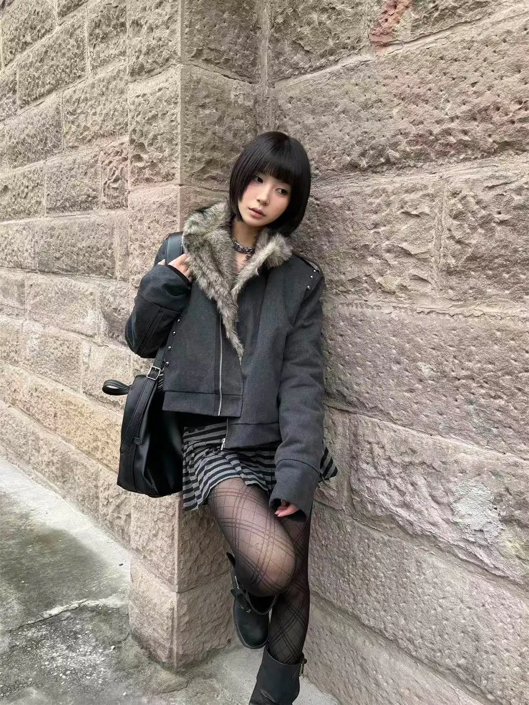 DETW | Mountain-Carving Studded Diagonal Zipper Jacket