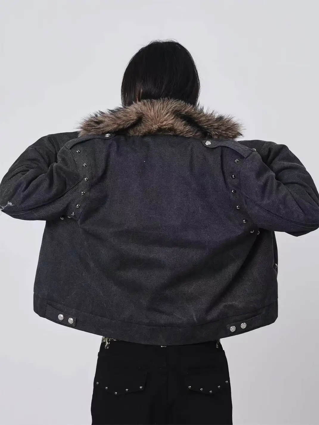DETW | Mountain-Carving Studded Diagonal Zipper Jacket