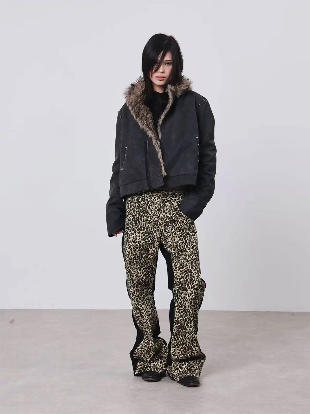 DETW | Mountain-Carving Studded Diagonal Zipper Jacket