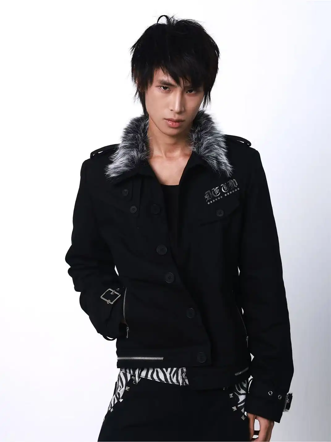 DETW | Single-Breasted Metal Fur Collar Coat