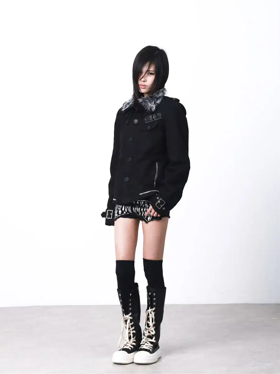 DETW | Single-Breasted Metal Fur Collar Coat - 4