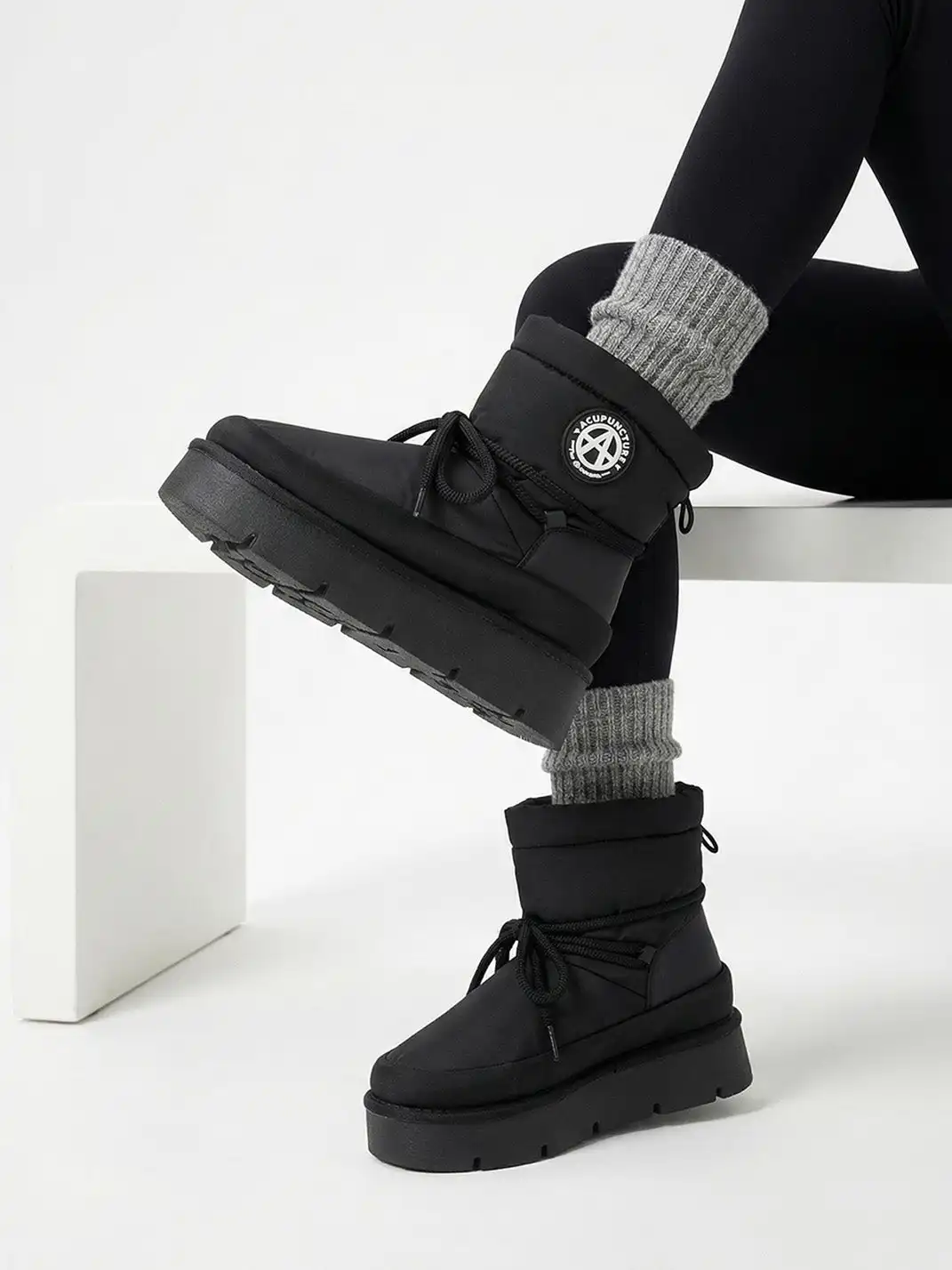 ACUPUNCTURE | Thickened Ski Boots