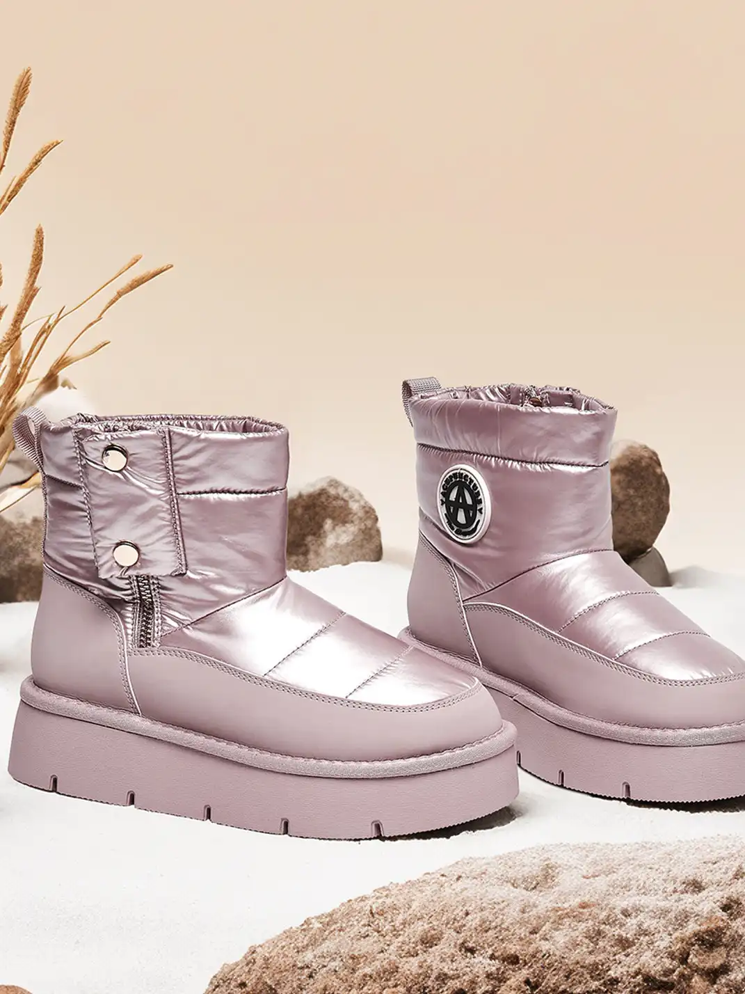 ACUPUNCTURE | Quilted Upper Padded Snow Boots