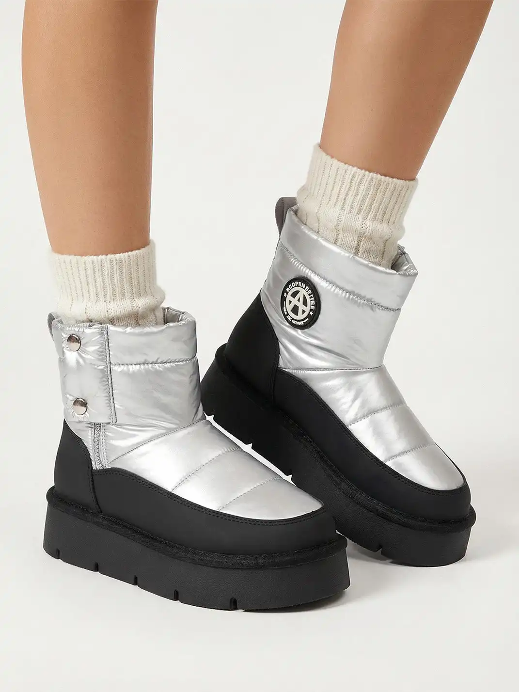 ACUPUNCTURE | Quilted Upper Padded Snow Boots