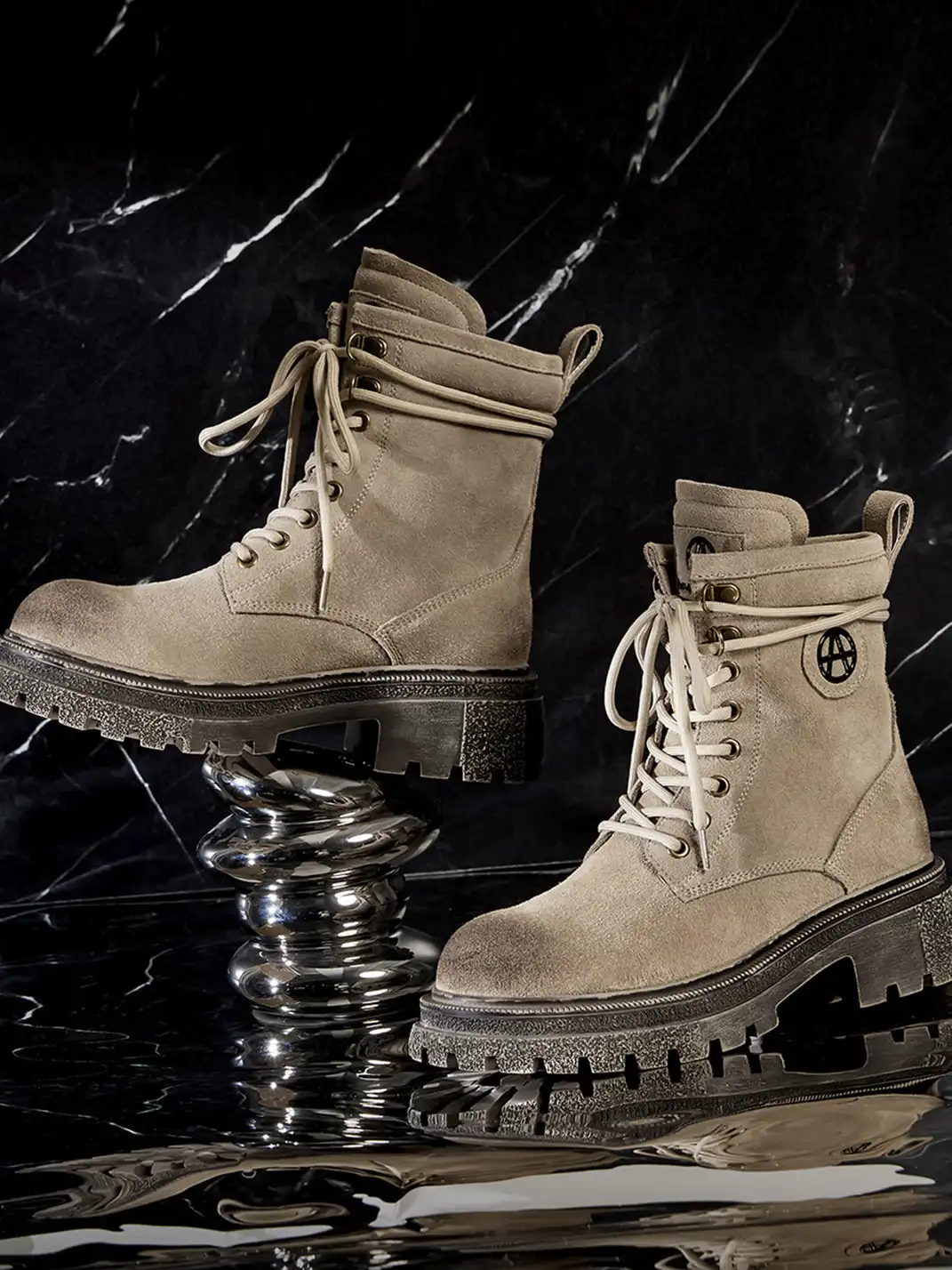 ACUPUNCTURE | British Style Retro Martin Boots