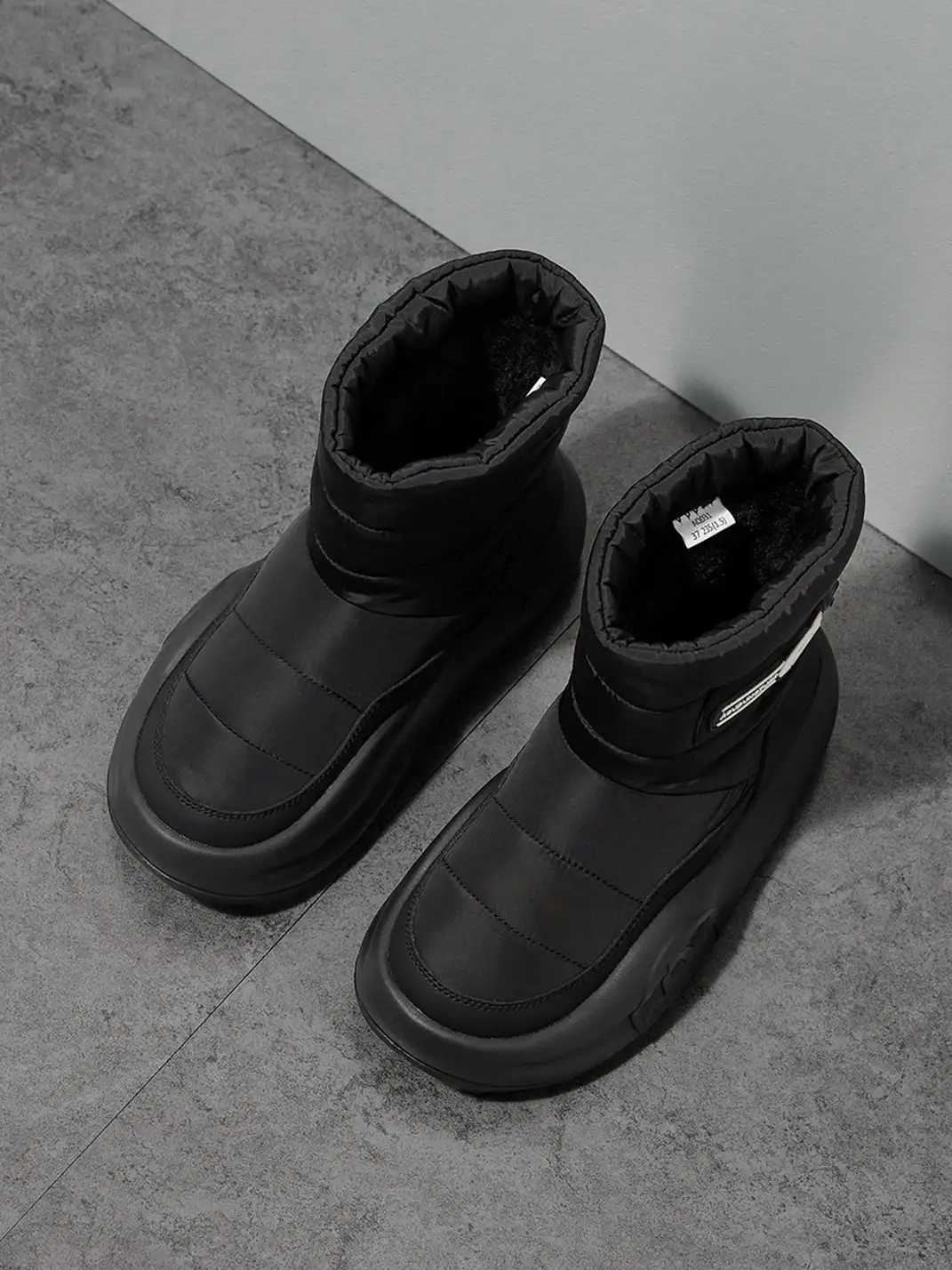 ACUPUNCTURE | Insulated Construction Mid-Calf Snow Boots