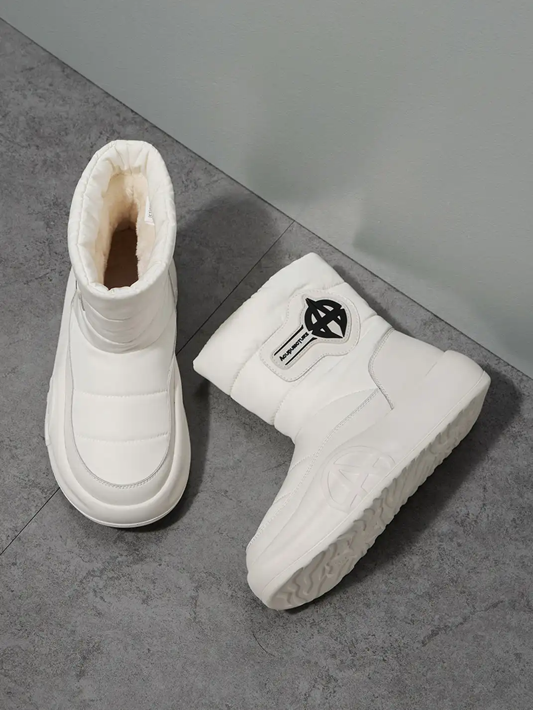 ACUPUNCTURE | Insulated Construction Mid-Calf Snow Boots