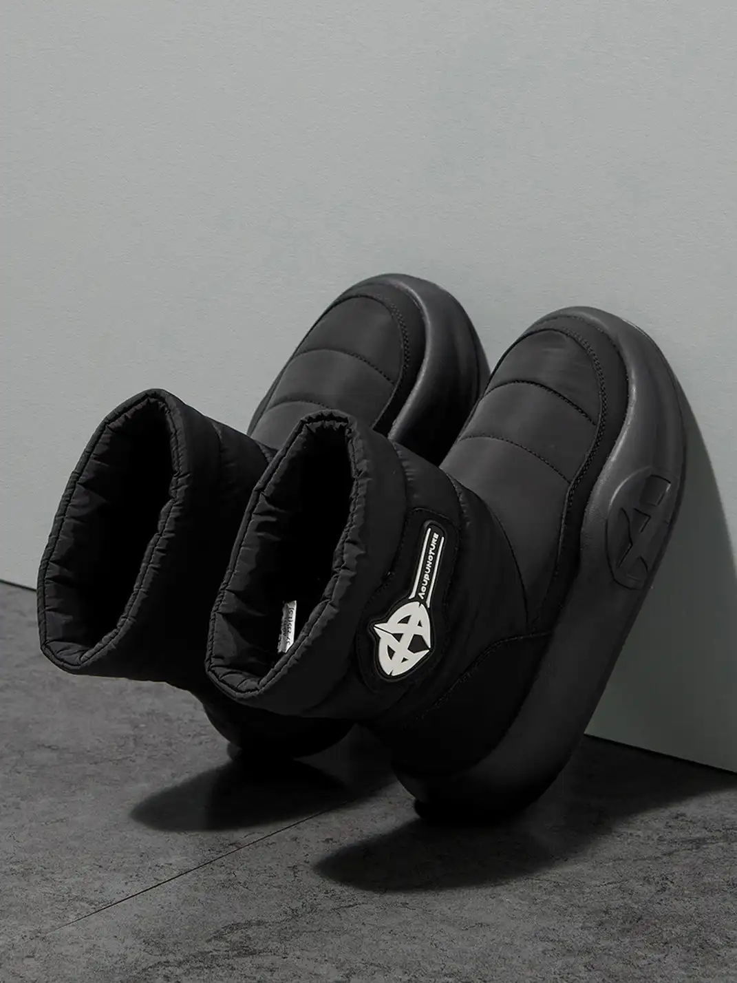 ACUPUNCTURE | Insulated Construction Mid-Calf Snow Boots