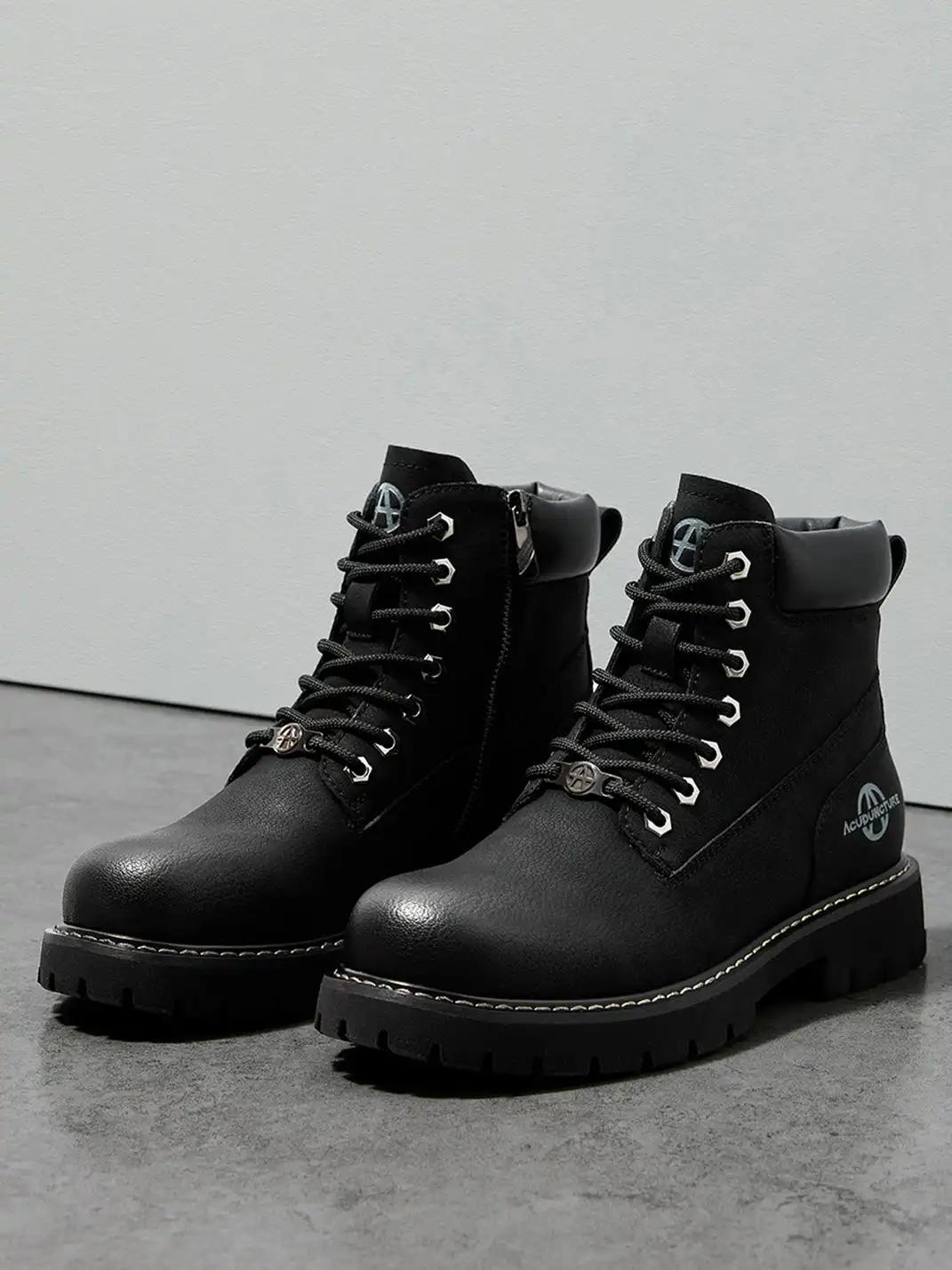 ACUPUNCTURE | Zipper Entry Mid-Ankle Martin Boots