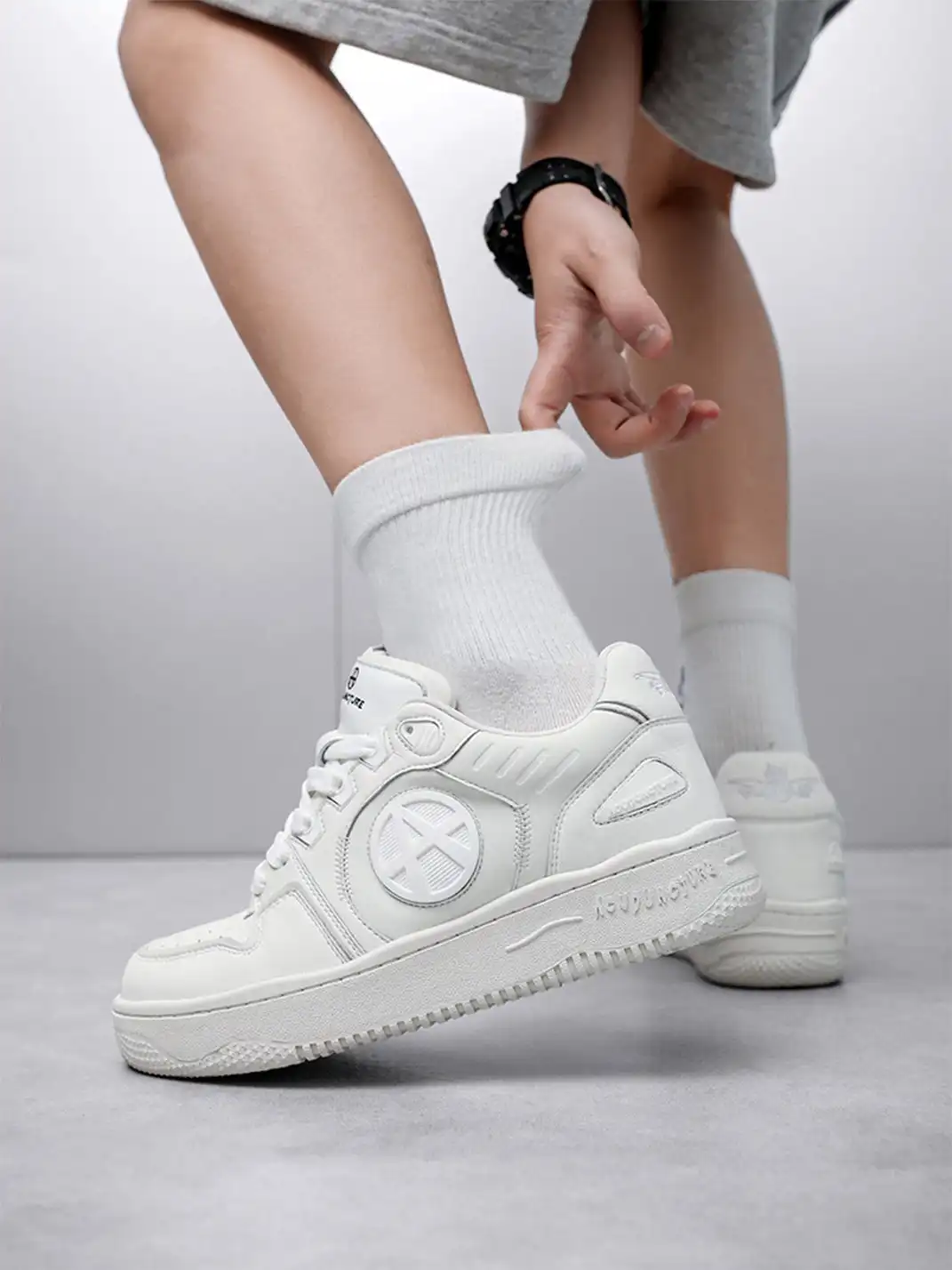 ACUPUNCTURE | Circle A Low-Top Casual Sports Shoes