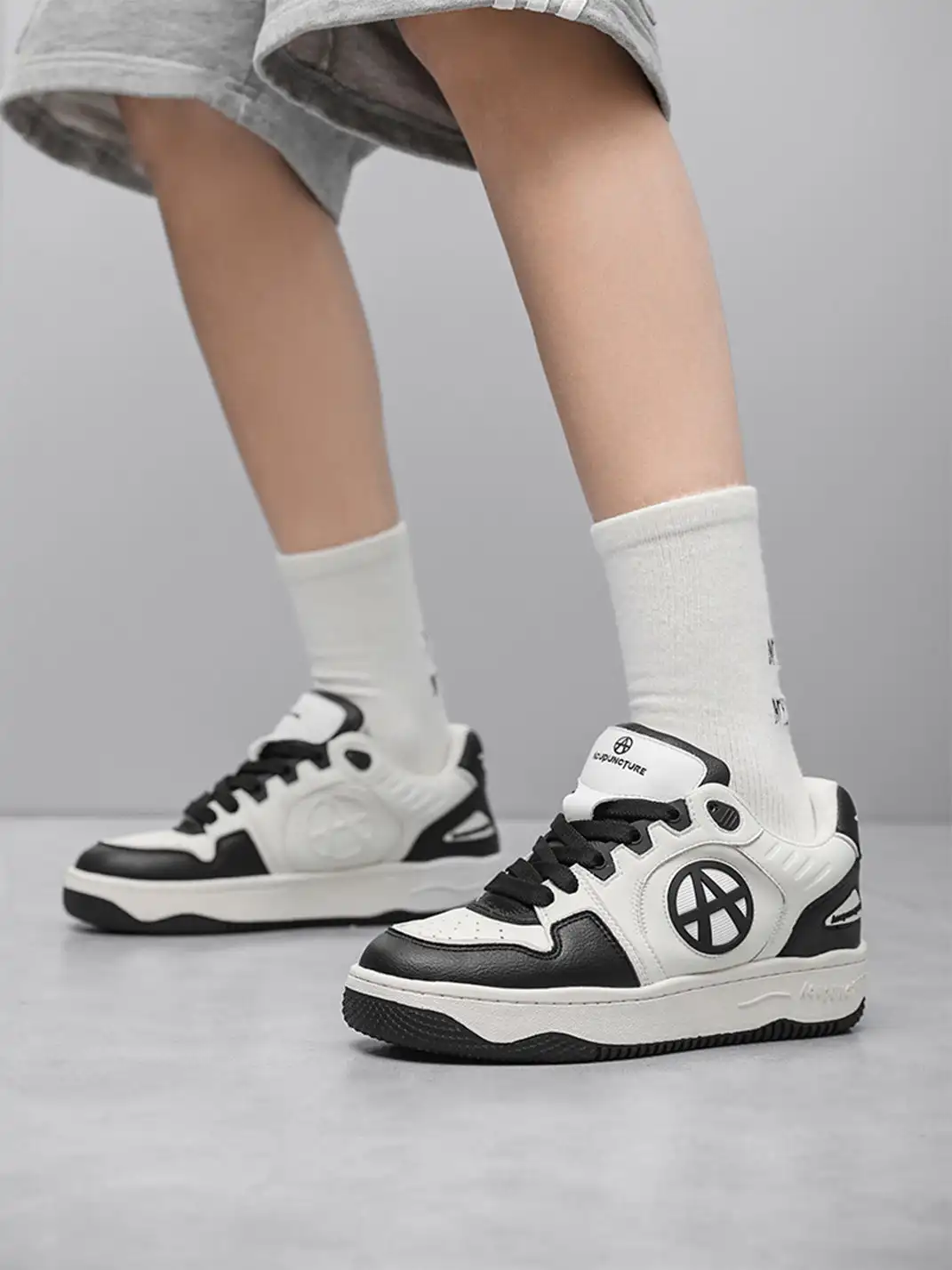 ACUPUNCTURE | Circle A Low-Top Casual Sports Shoes