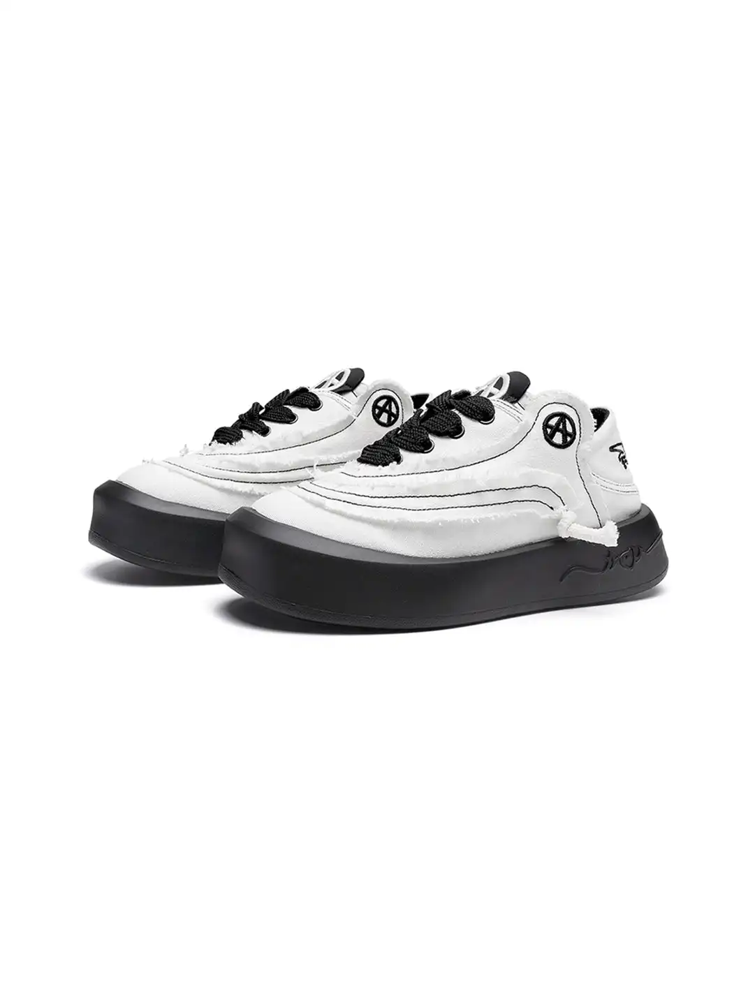 ACUPUNCTURE | Distressed Canvas Platform Shoes