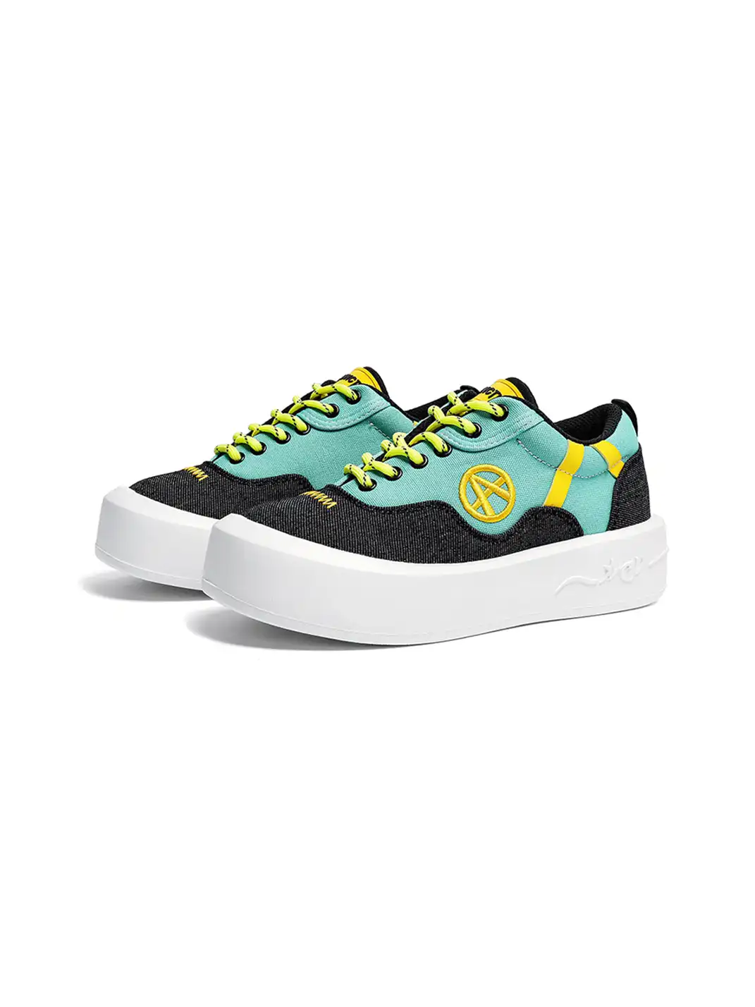 ACUPUNCTURE | Color-Blocked Canvas Platform Sneakers