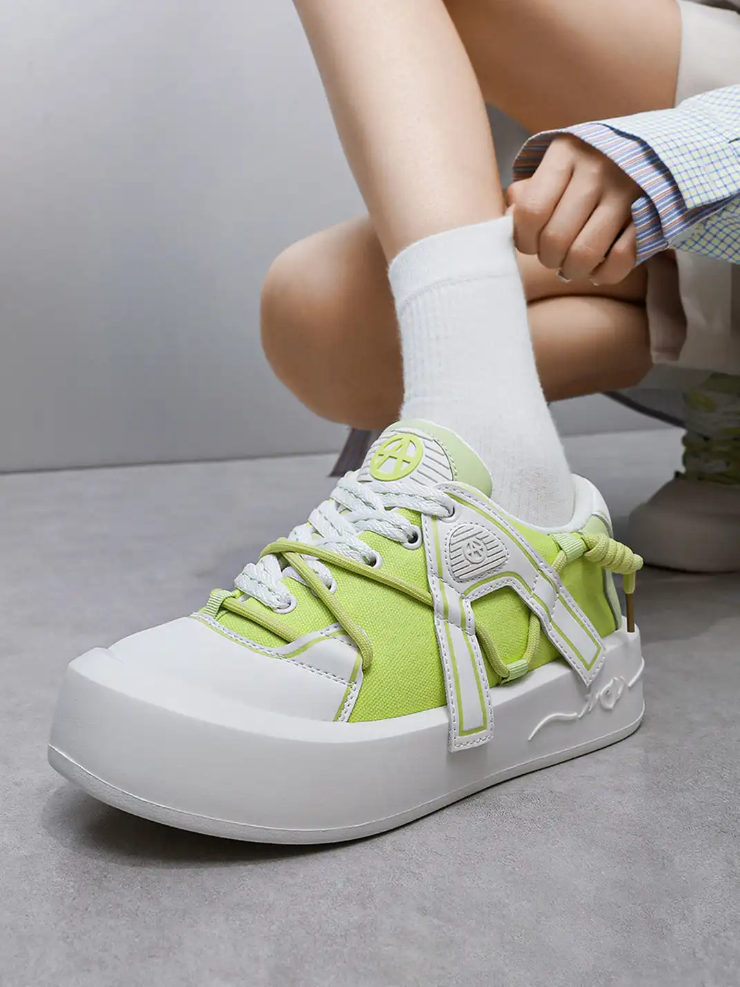 ACUPUNCTURE | Versatile And Stylish Platform Casual Sneakers