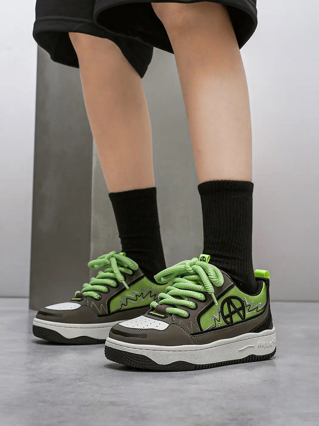 ACUPUNCTURE | Casual Unisex Skate Sneakers