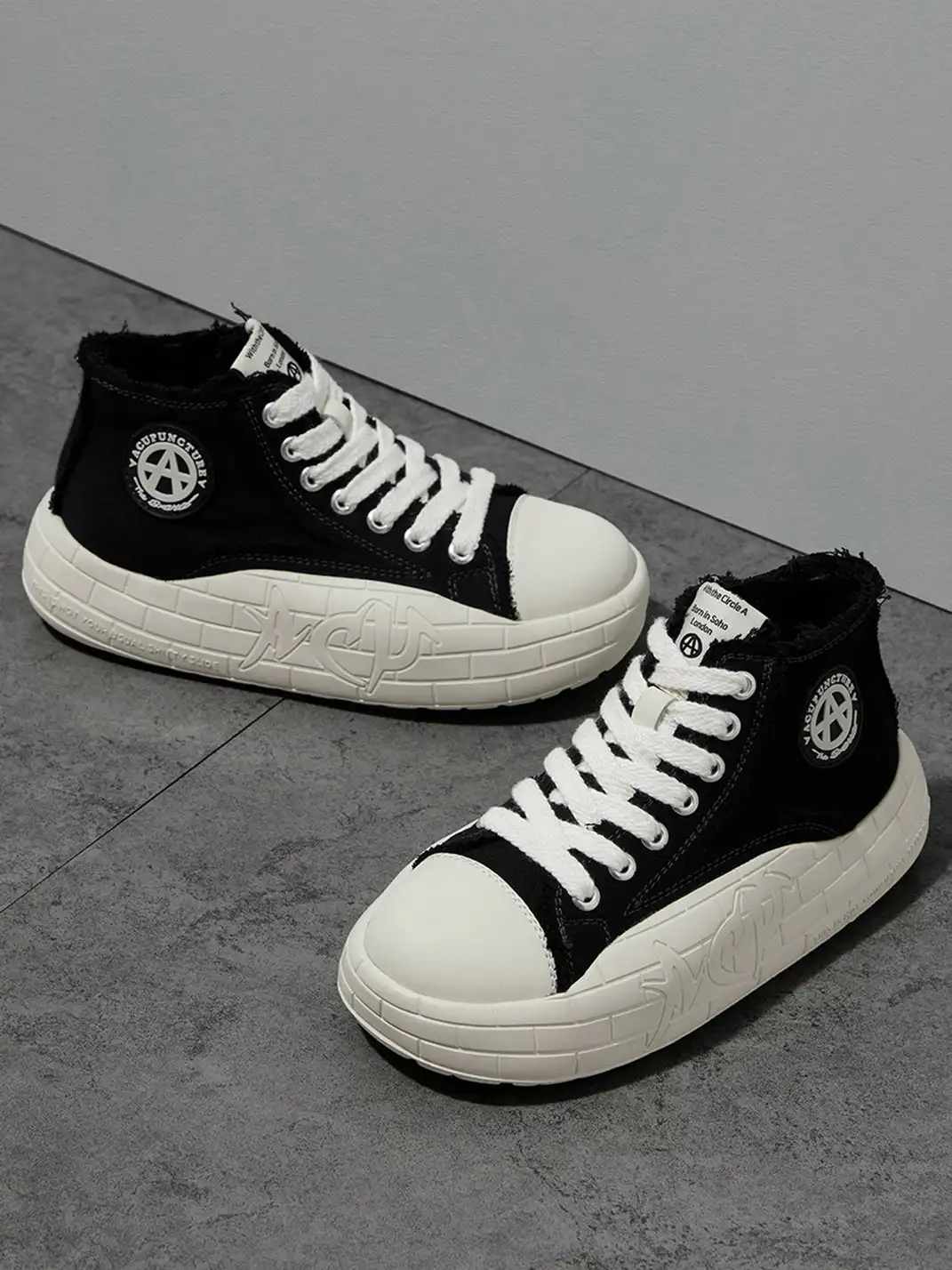 ACUPUNCTURE | High-top Platform Canvas Shoes
