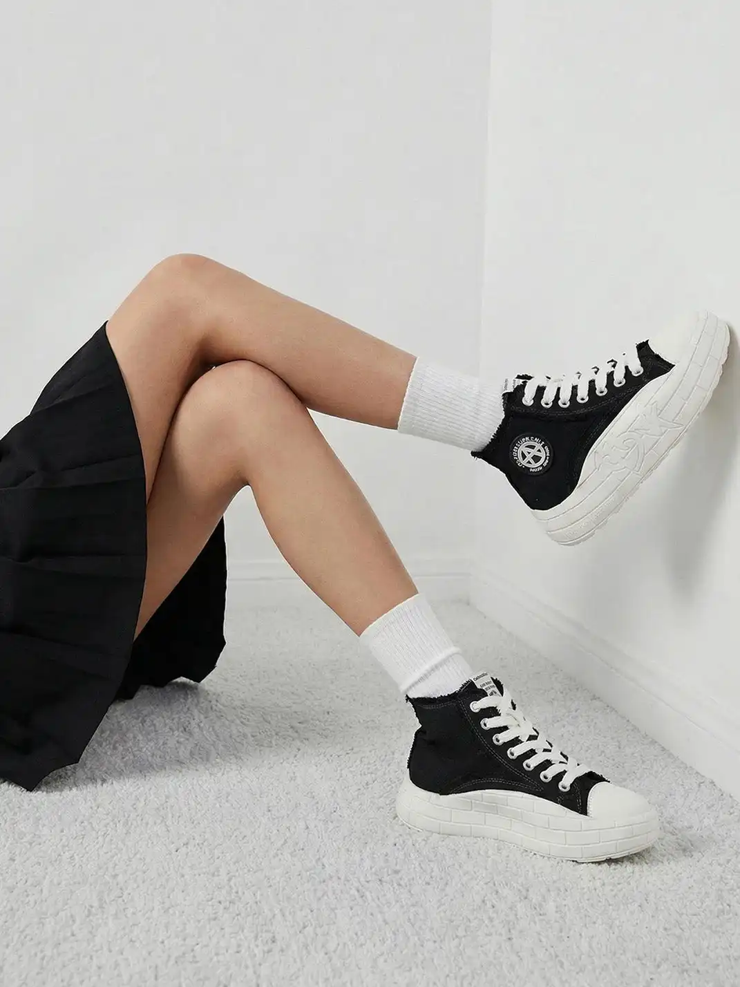 ACUPUNCTURE | High-top Platform Canvas Shoes