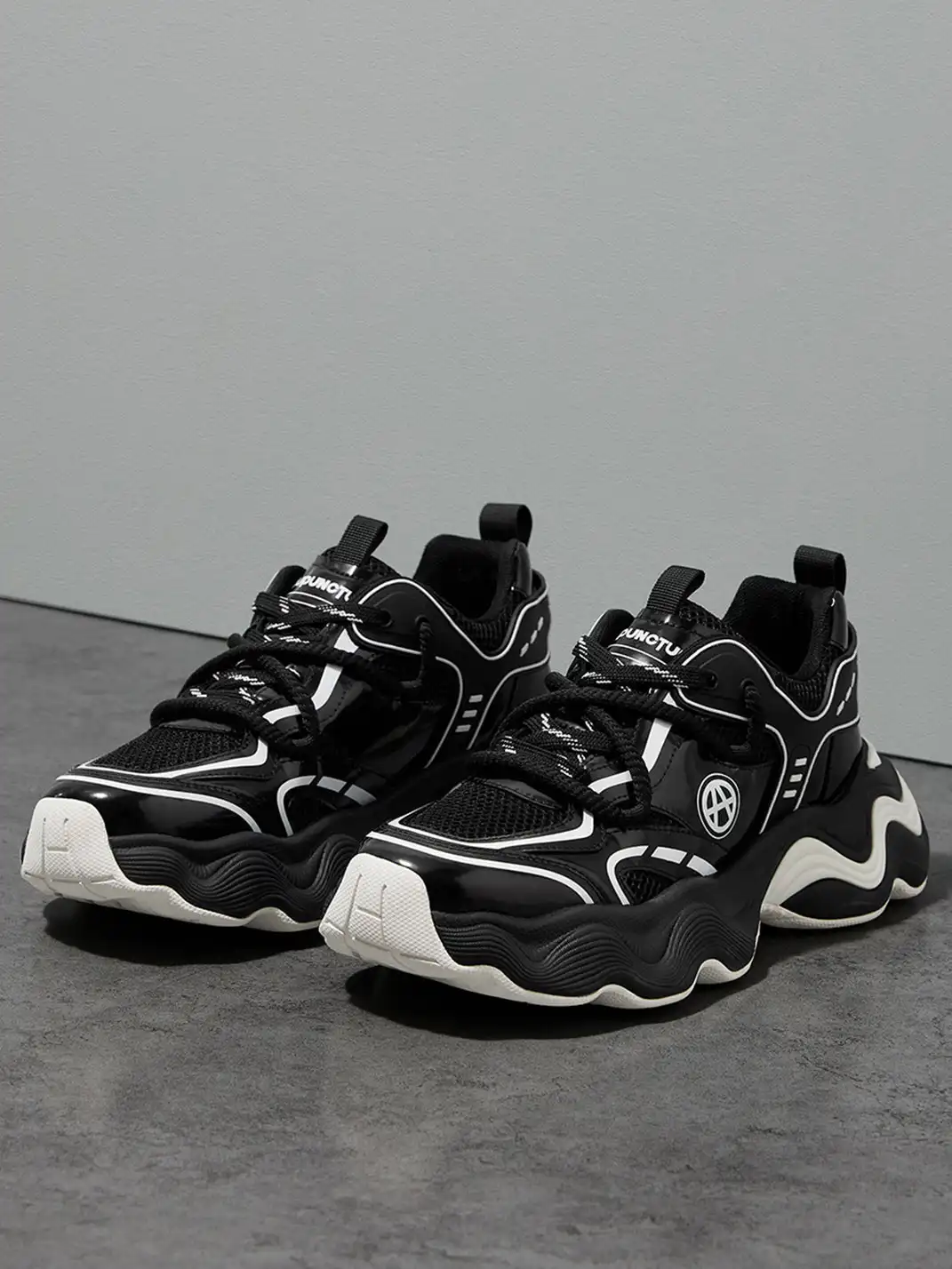ACUPUNCTURE | Breathable Chunky Dad Sneakers