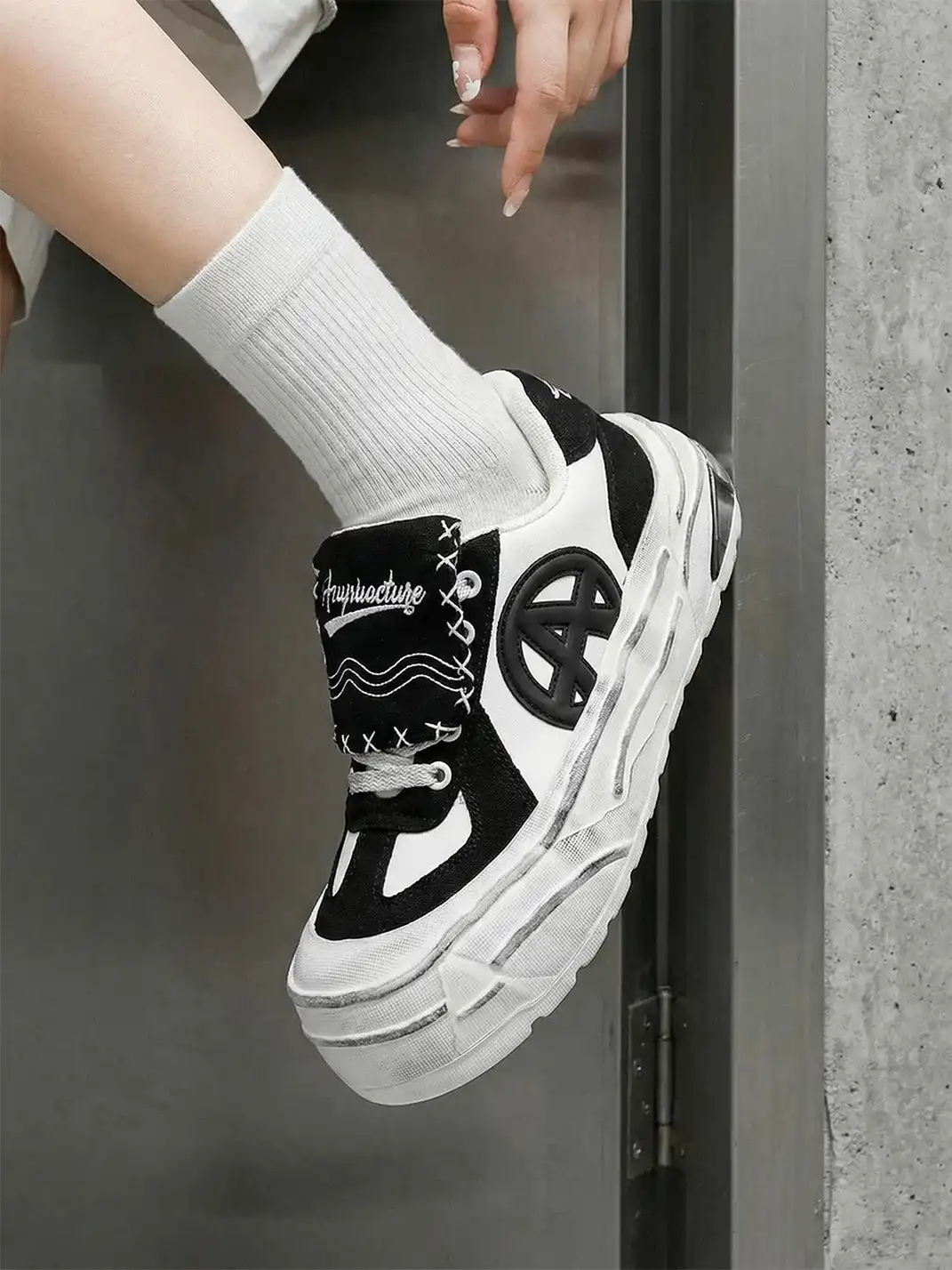 ACUPUNCTURE | Unique Shoe Tongue Chunky Sneakers