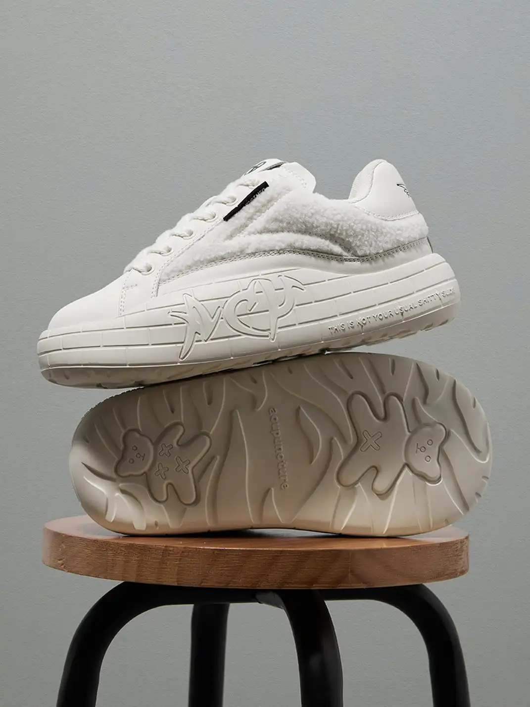 ACUPUNCTURE | Fleece Panel Thick Sole Sneakers