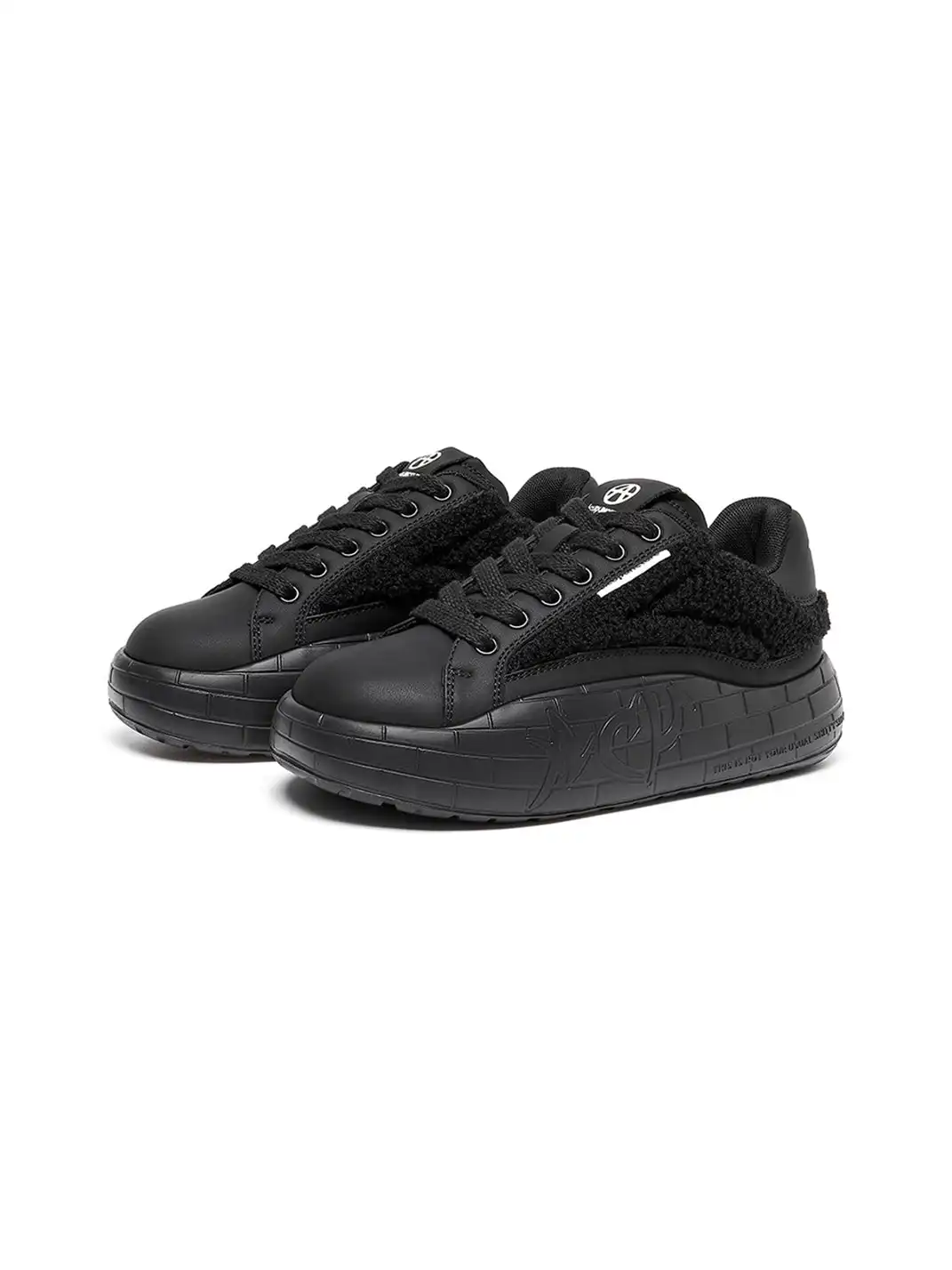 ACUPUNCTURE | Fleece Panel Thick Sole Sneakers