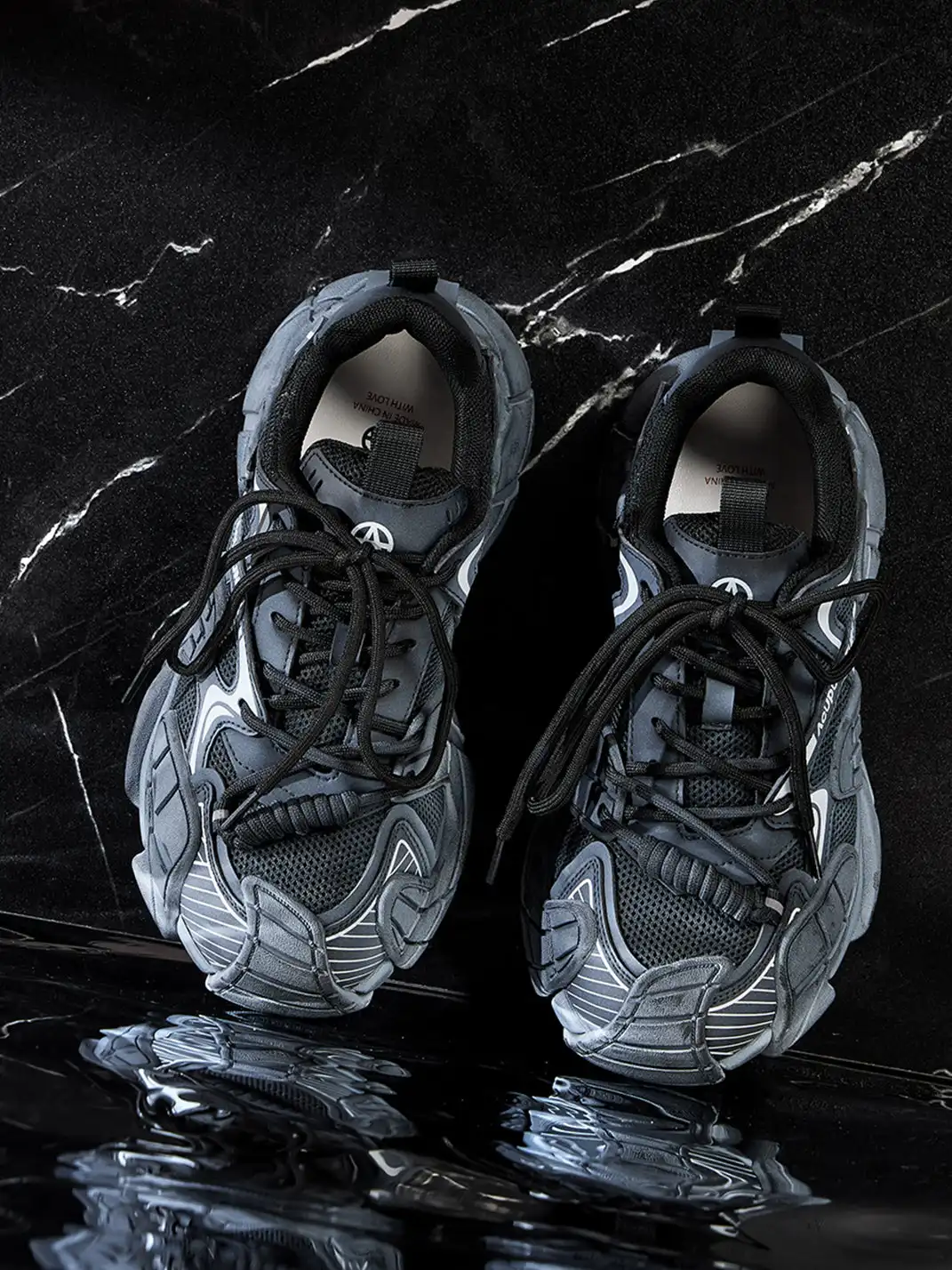 ACUPUNCTURE | Trendy Metallic Accent Platform Sneakers