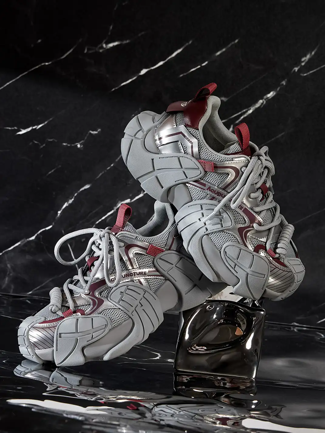 ACUPUNCTURE | Trendy Metallic Accent Platform Sneakers