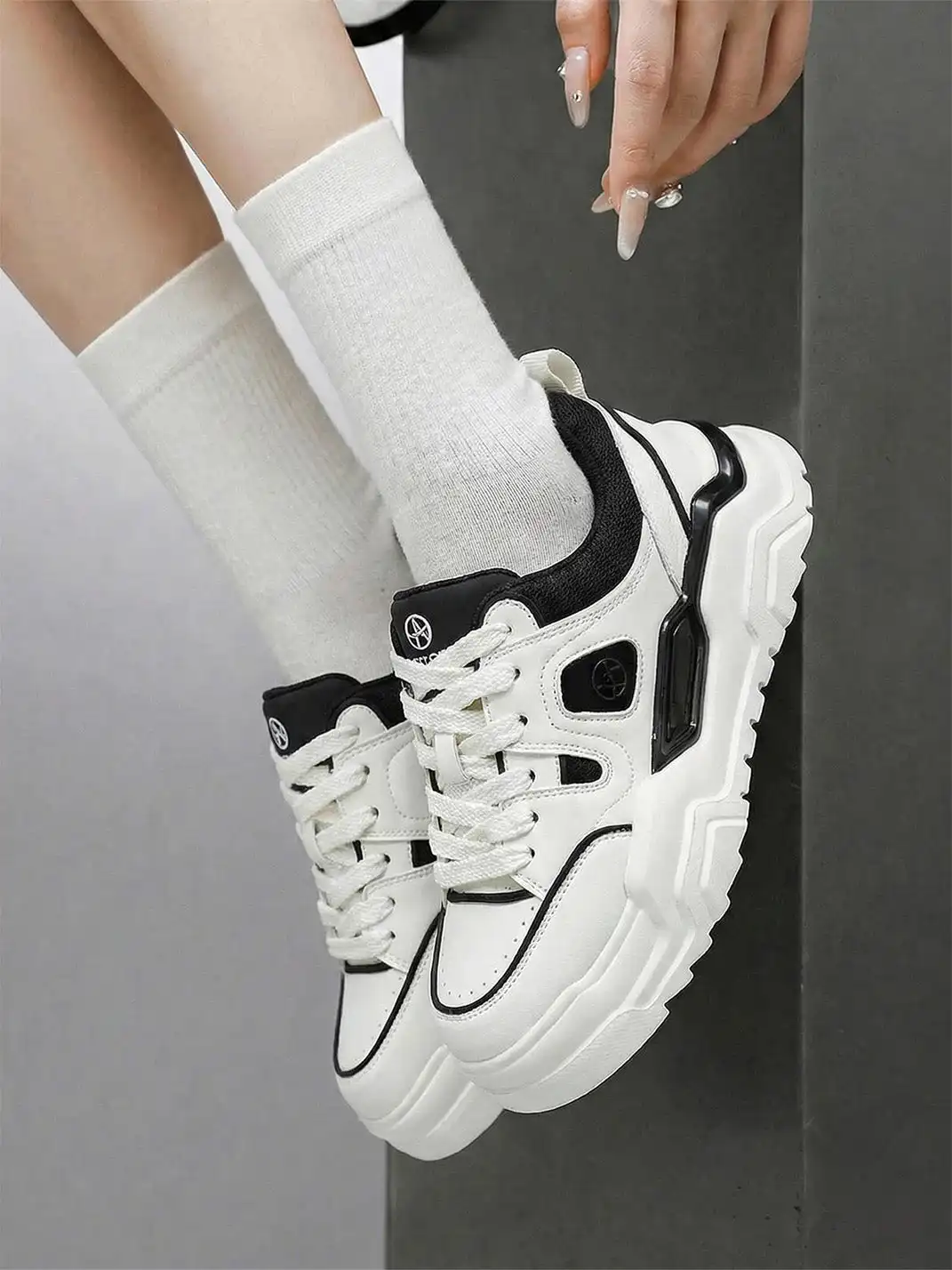 ACUPUNCTURE | Trendy Two-Tone Platform Sneakers