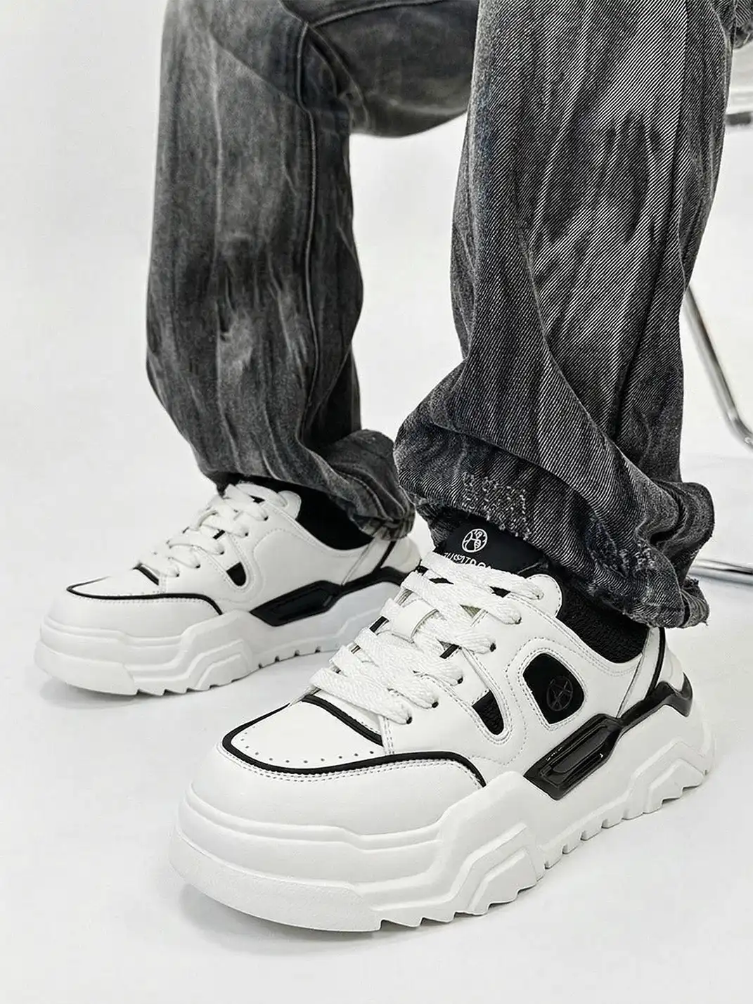 ACUPUNCTURE | Trendy Two-Tone Platform Sneakers