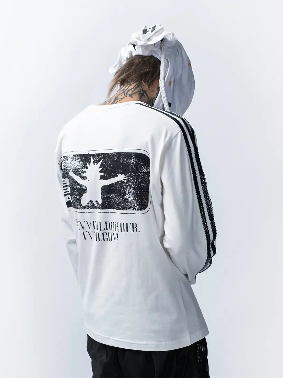 FVVO | Parody Logo Slim-Fit Long Sleeve Tee