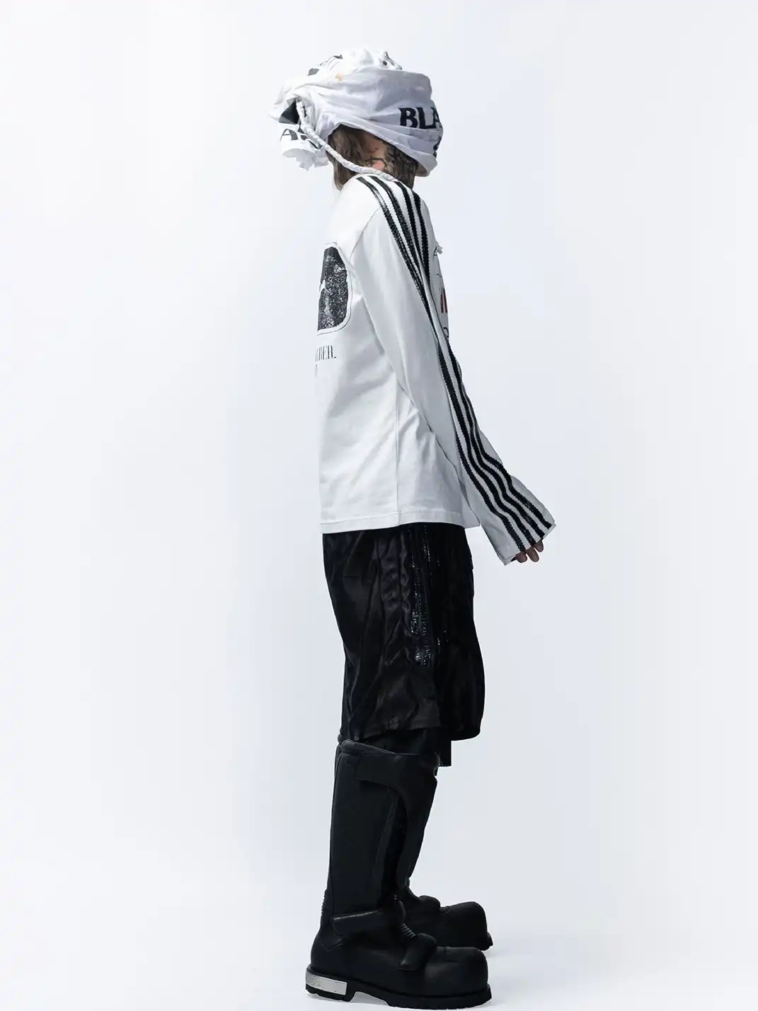FVVO | Parody Logo Slim-Fit Long Sleeve Tee